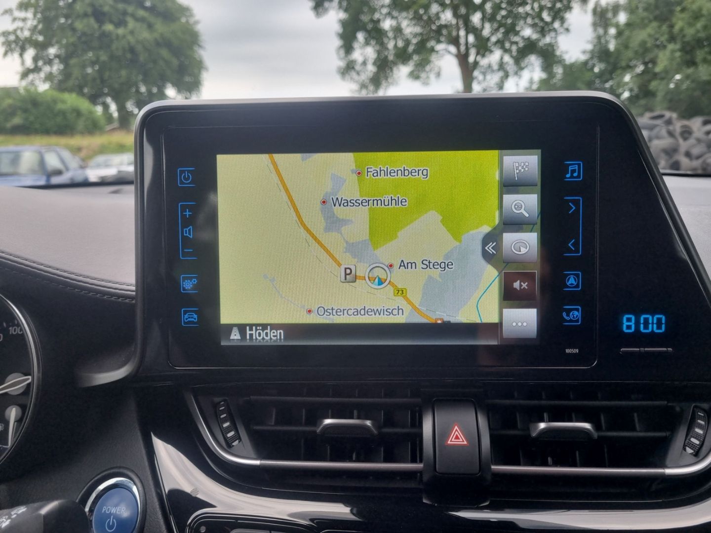 Toyota C-HR Hybrid Business Edition - Samsaru's Car Outlet