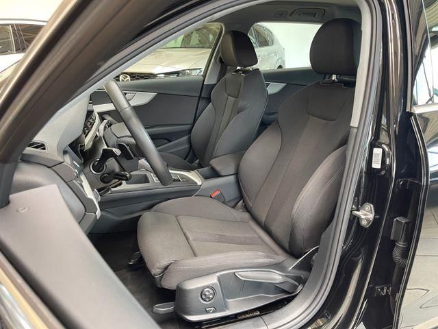 Audi A4 Avant 40 TFSI S line - Samsaru's Car Outlet