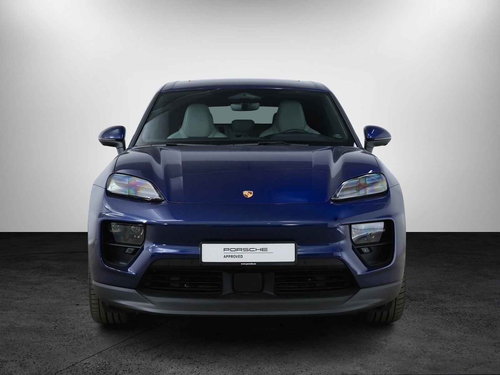Porsche Macan Electric 4