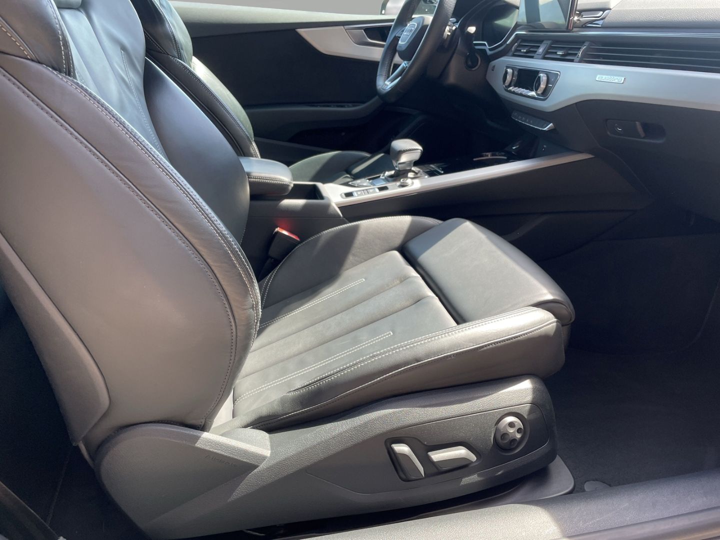 Audi A5 Cabriolet S line 45 TFSI quattro Matrix Kamer