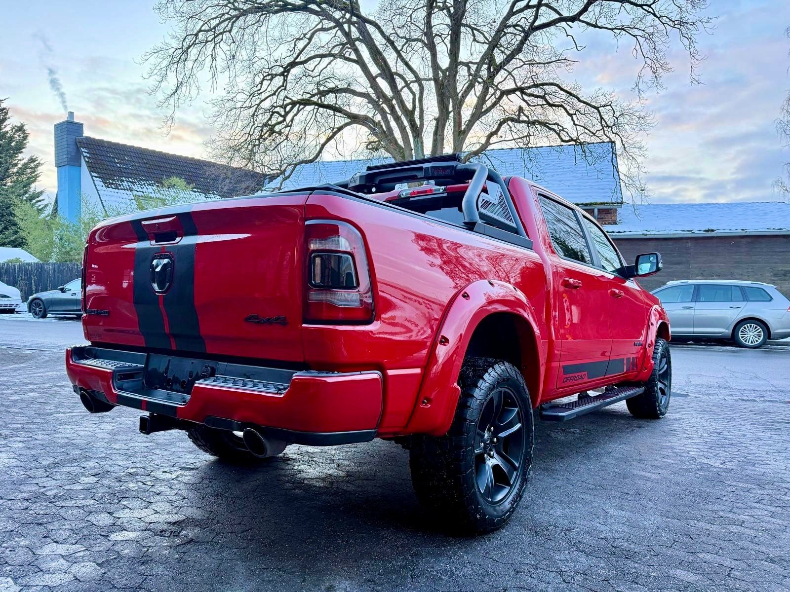 Dodge SPORT*ROLLBAR*OFFROAD*LIFT*AHK*NAVI*4X4*GARANTIE
