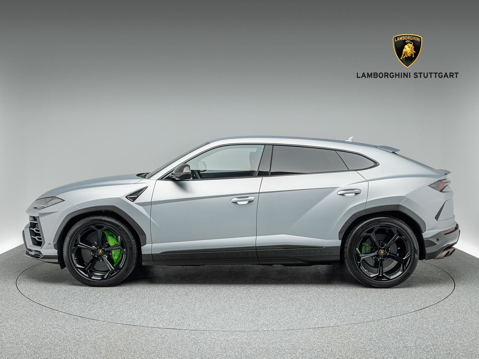 Lamborghini Urus - Samsaru's Car Outlet