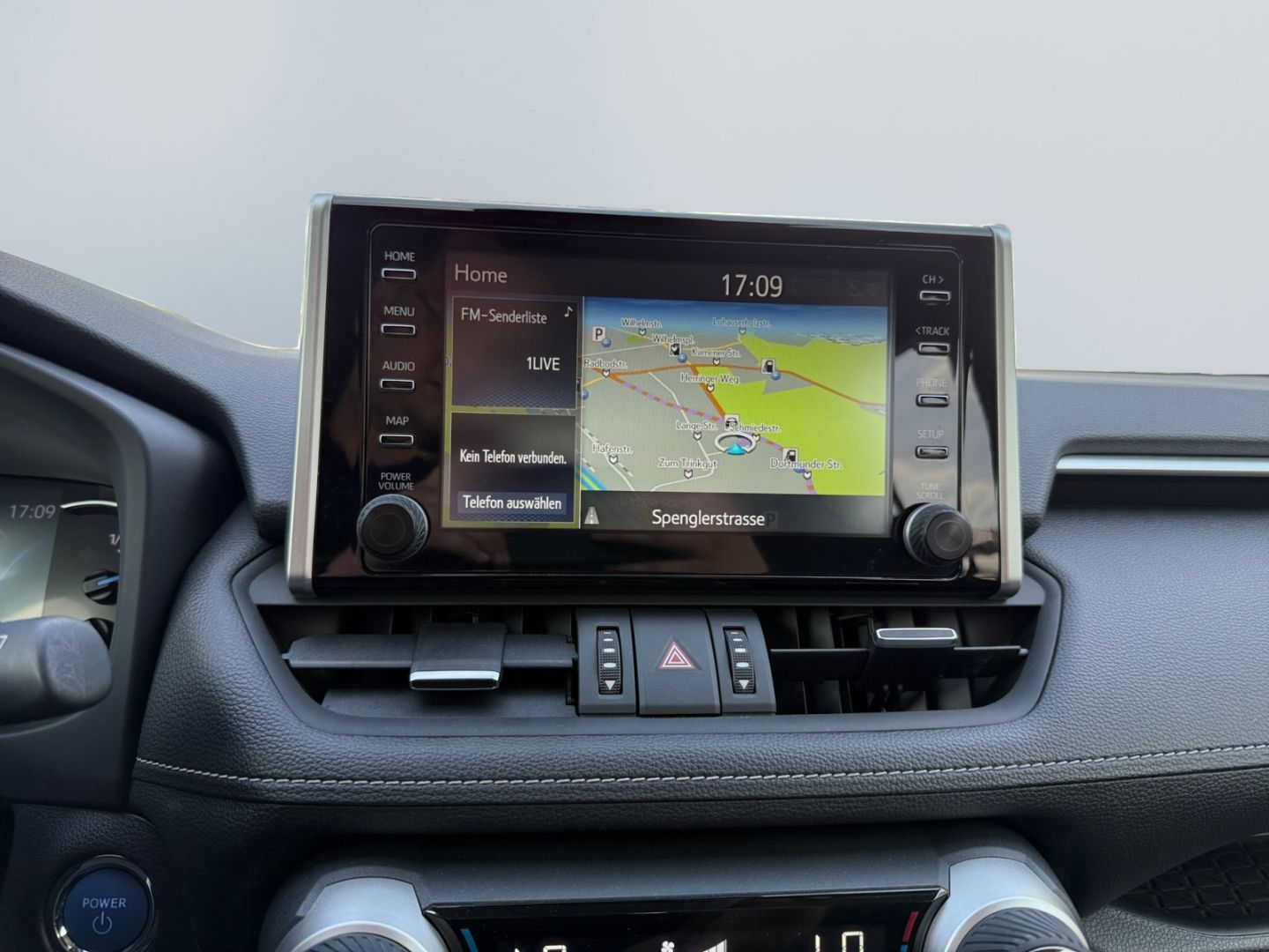 Toyota RAV 4 2.5 4x2 Hybrid - Samsaru's Car Outlet