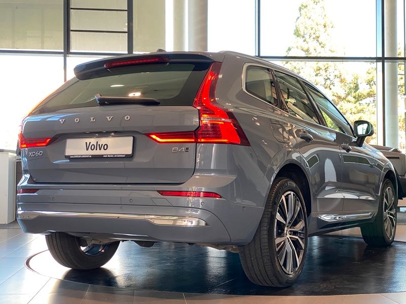 Volvo XC 60 AWD Inscription Sthz Memory H&K AHK 360°