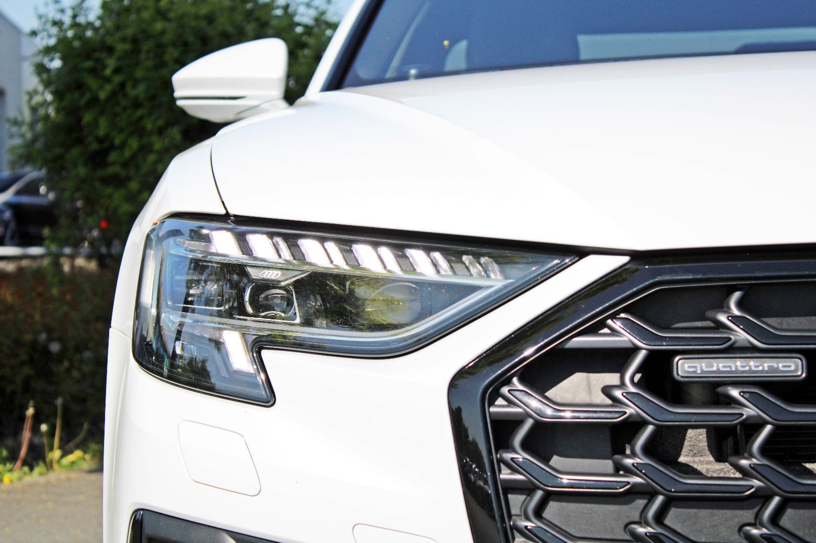 Audi A8 60TFSI quattro S LINE BLACK - Samsaru's Car Outlet