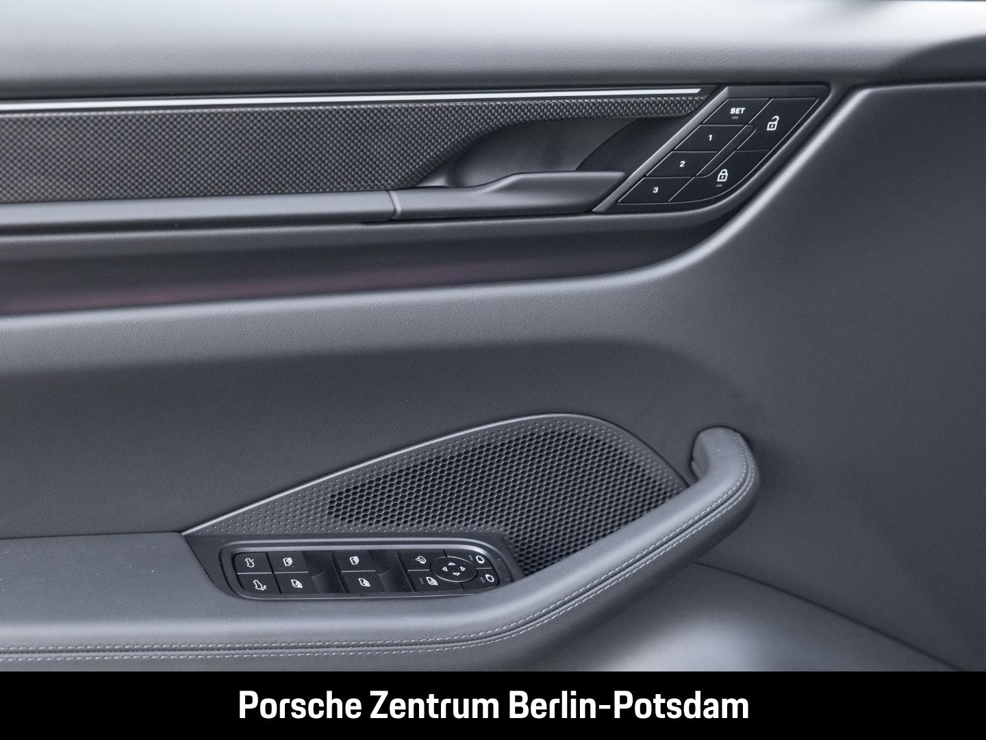 Porsche Macan Turbo LED-Matrix Surround-View InnoDrive