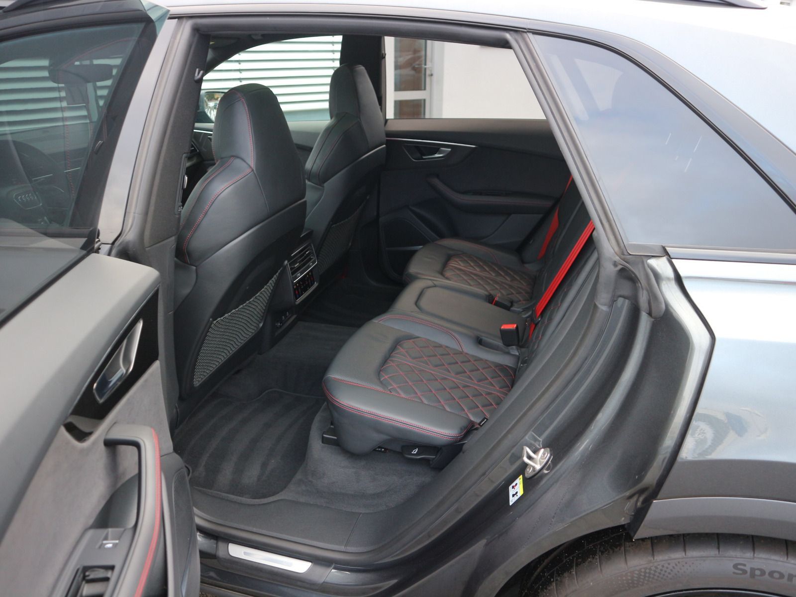 Audi Q8 S line 50 TDI quattro SITZBELÜFTUNG*PANO*AHK