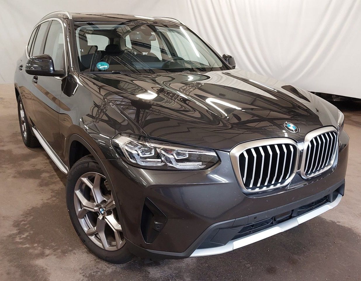 BMW X3 xDrive 20d - Samsaru's Car Outlet