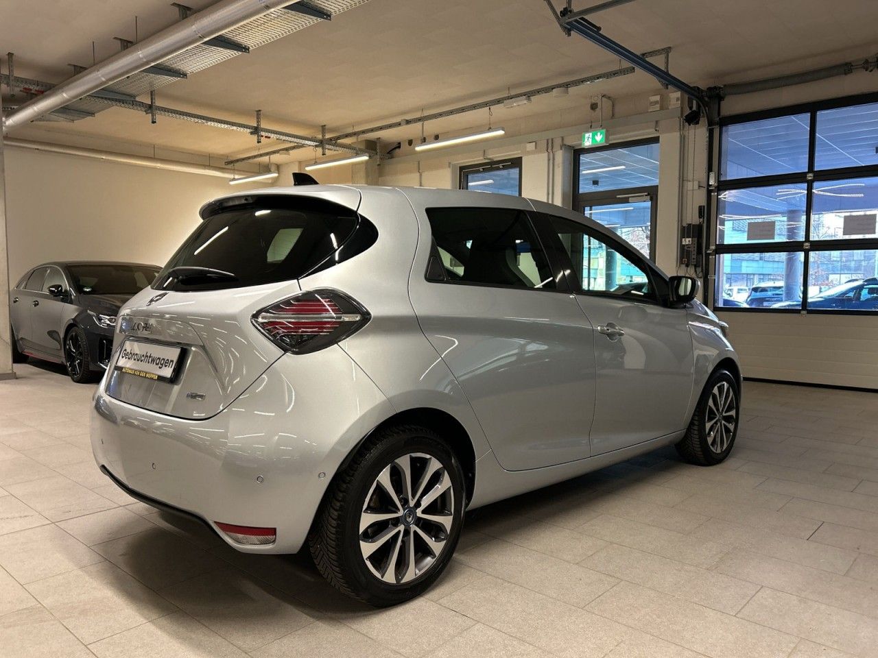 Renault Zoe Intens - Samsaru's Car Outlet
