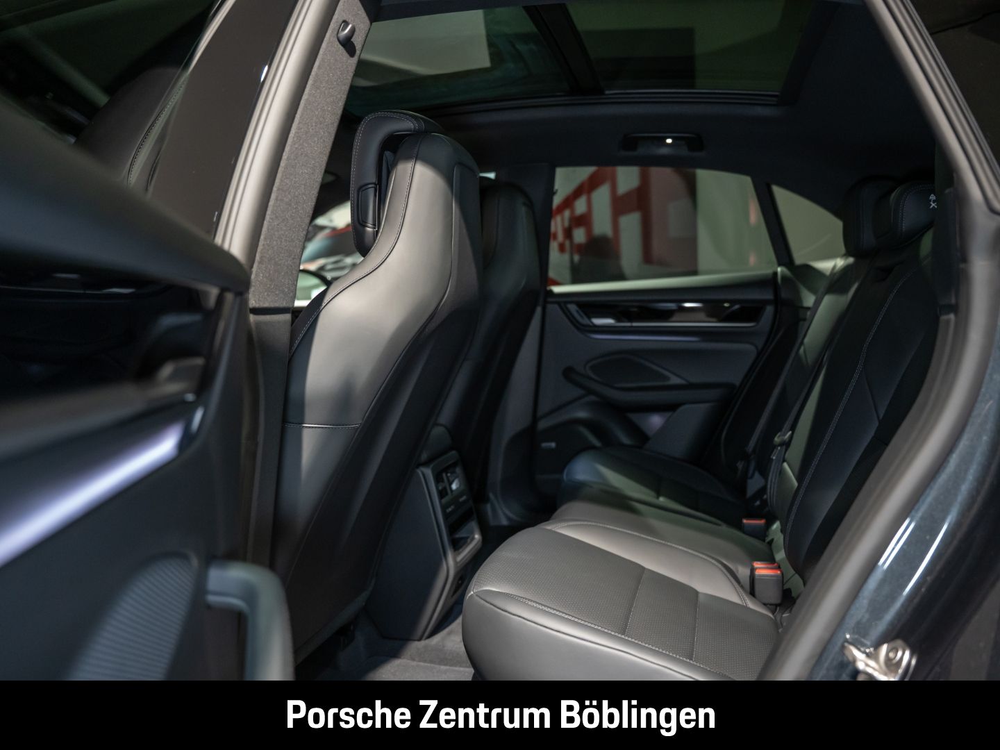 Porsche Macan 4 BOSE InnoDrive Panorama Surround-View