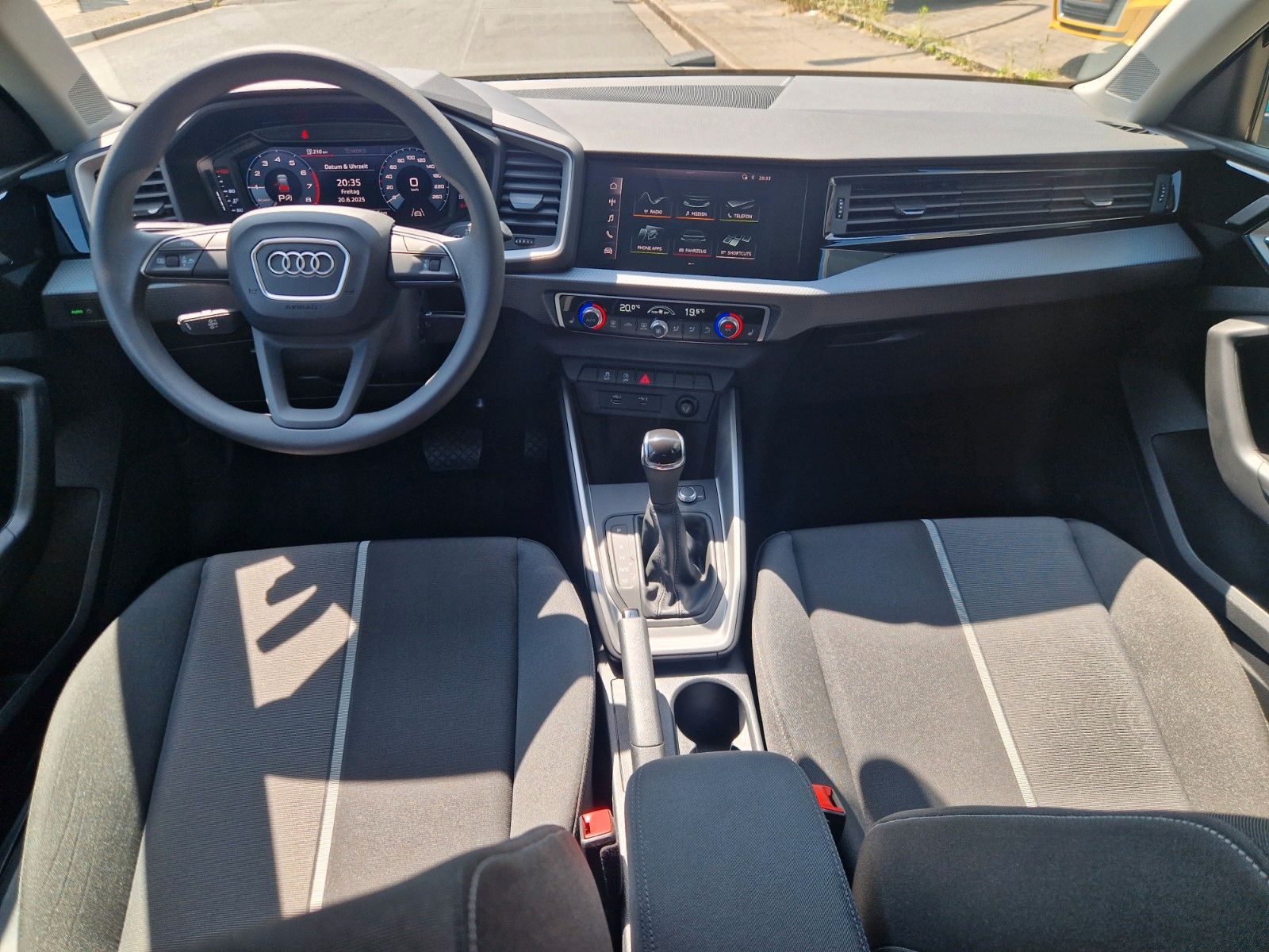 Audi A1 citycarver 30 TFSI - Samsaru's Car Outlet