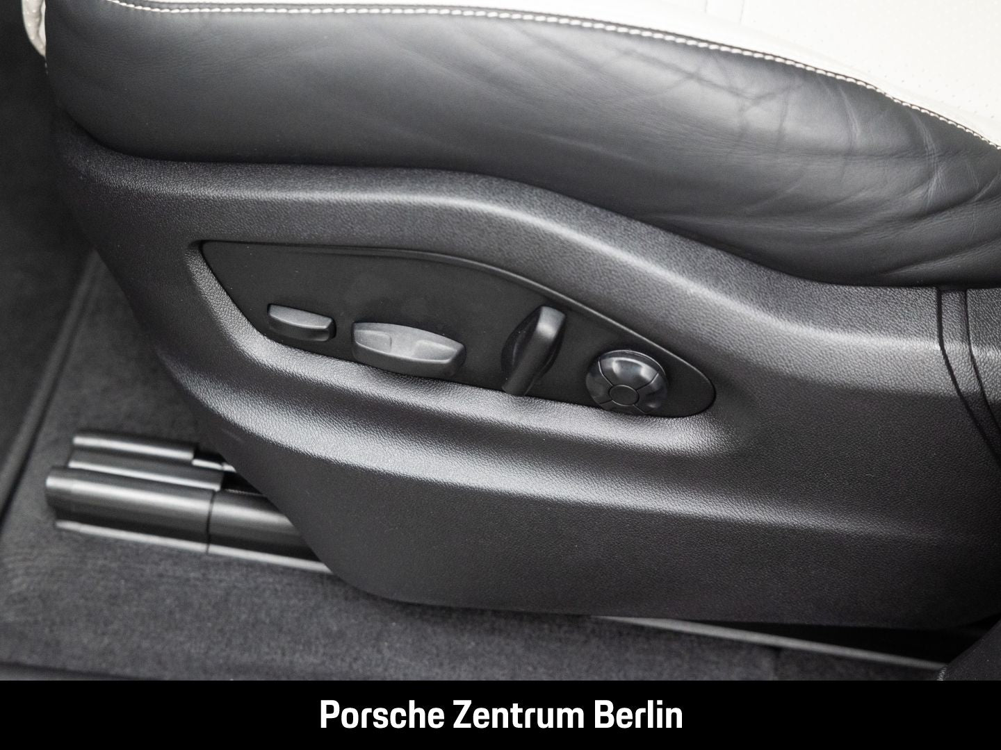 Porsche Cayenne E-Hybrid Coupe BOSE LED-Matrix Panorama