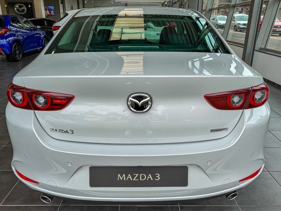 Mazda 3 Fastback Exclusive-Line