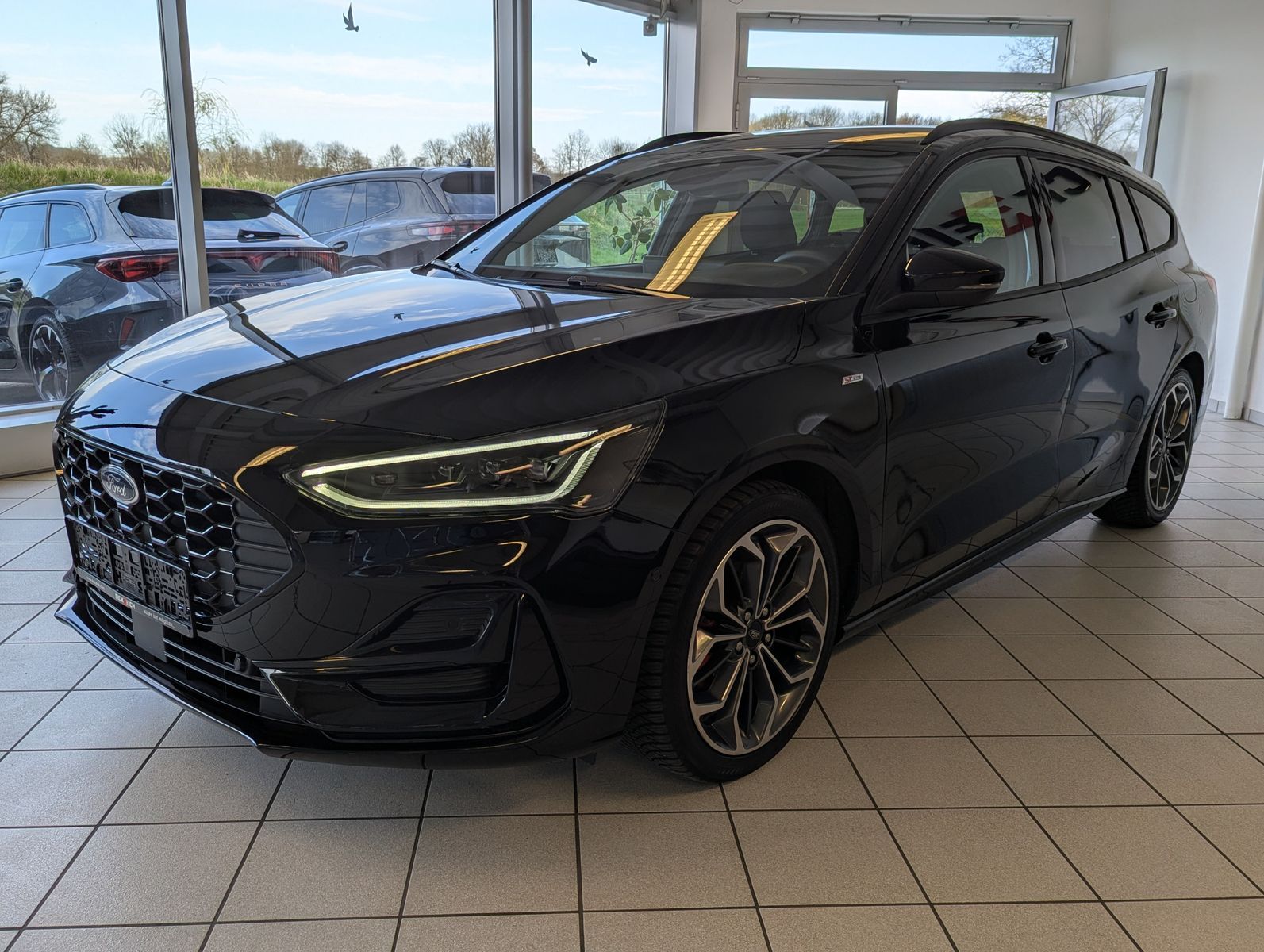 Ford Focus 1.0 ST-Line X Styling Matrix B&O Pano 18"