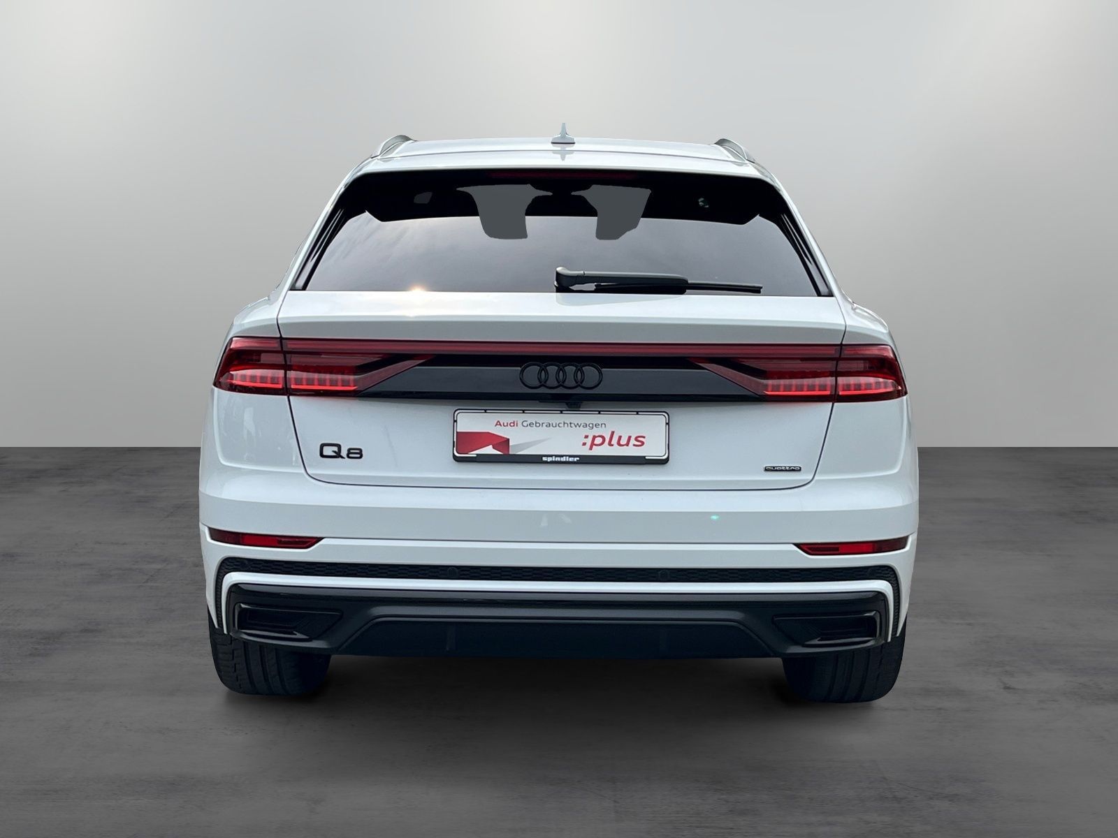 Audi Q8 S-Line 55 TFSIe quattro / HD-Matrix, AHK, B&O