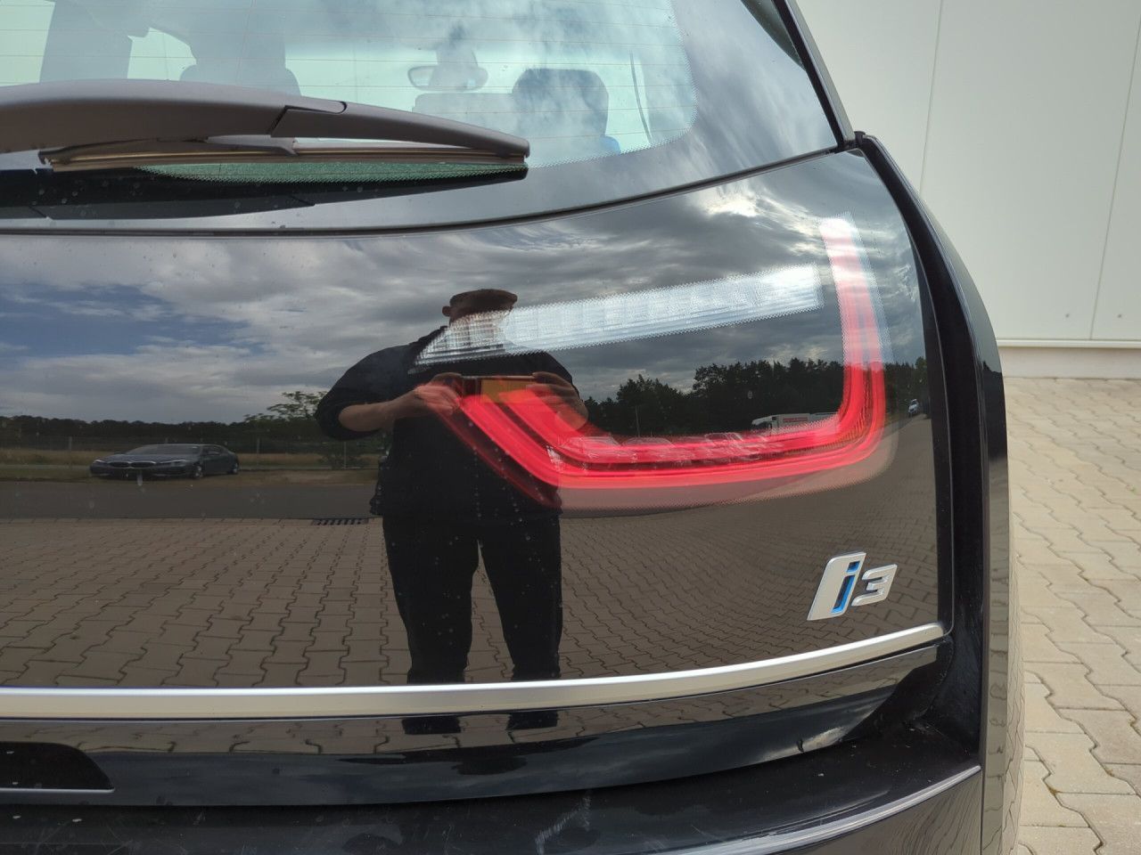 BMW i3 120Ah - Samsaru's Car Outlet