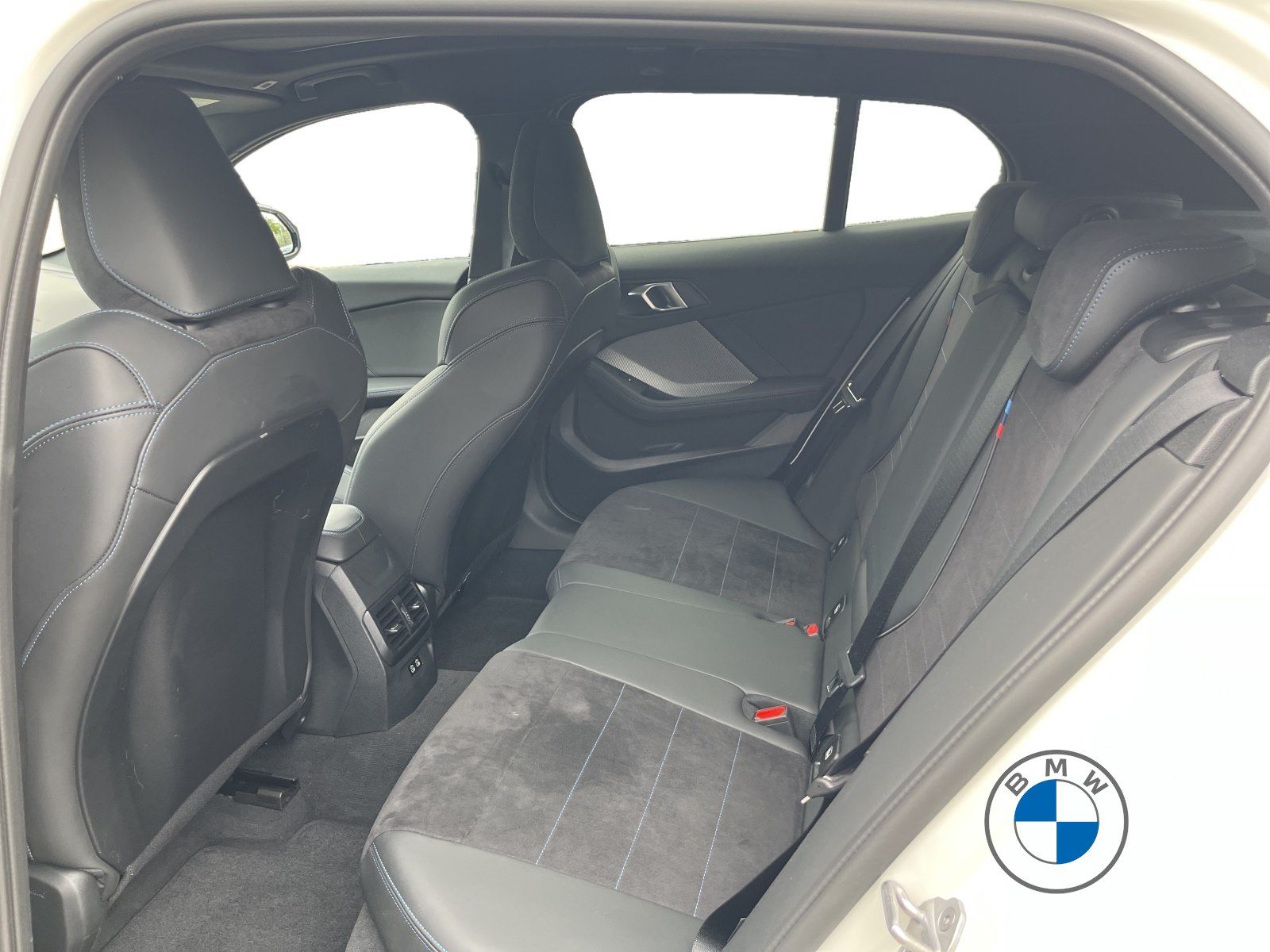 BMW 120 M Sport 19" AHK Pano Memory H/K