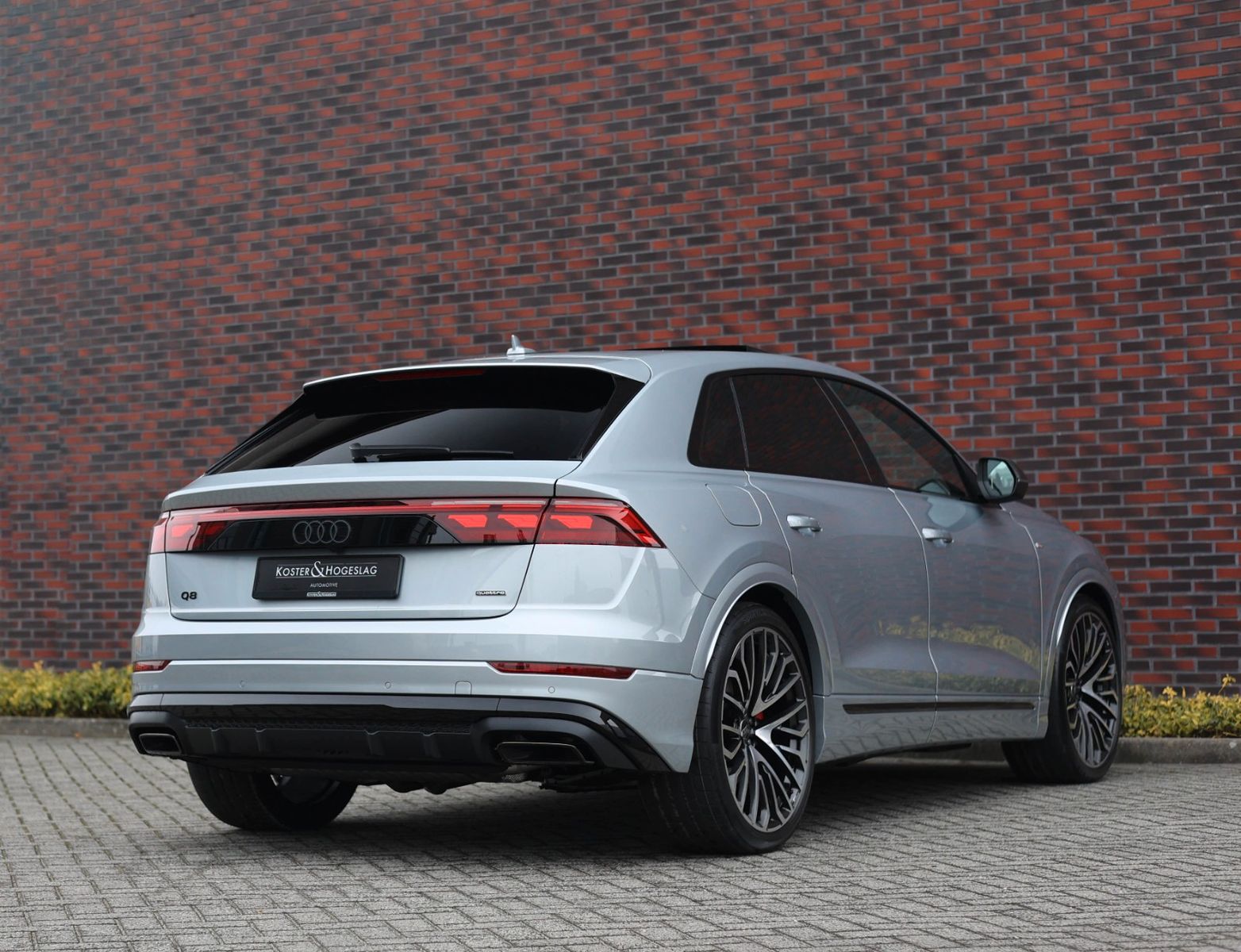 Audi Q8 60 TFSIe Quattro - Samsaru's Car Outlet