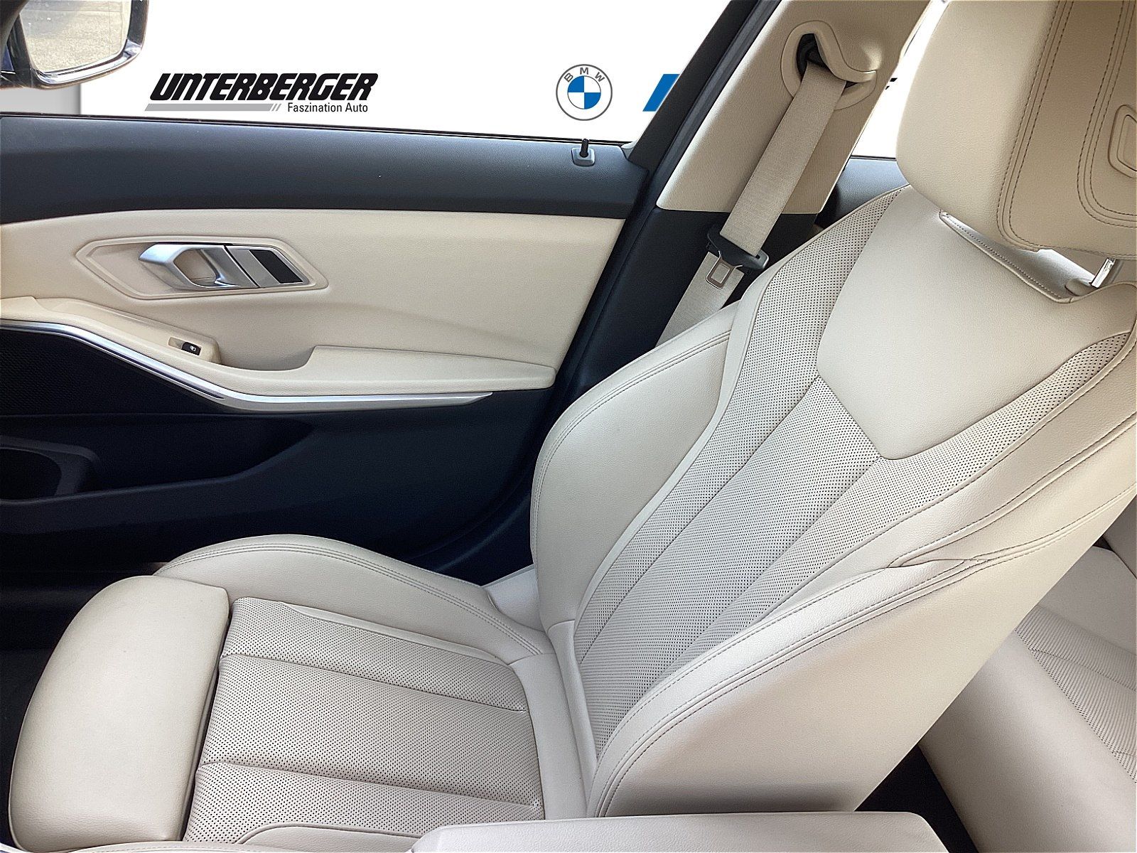 BMW 320e Touring Sport Line - Samsaru's Car Outlet