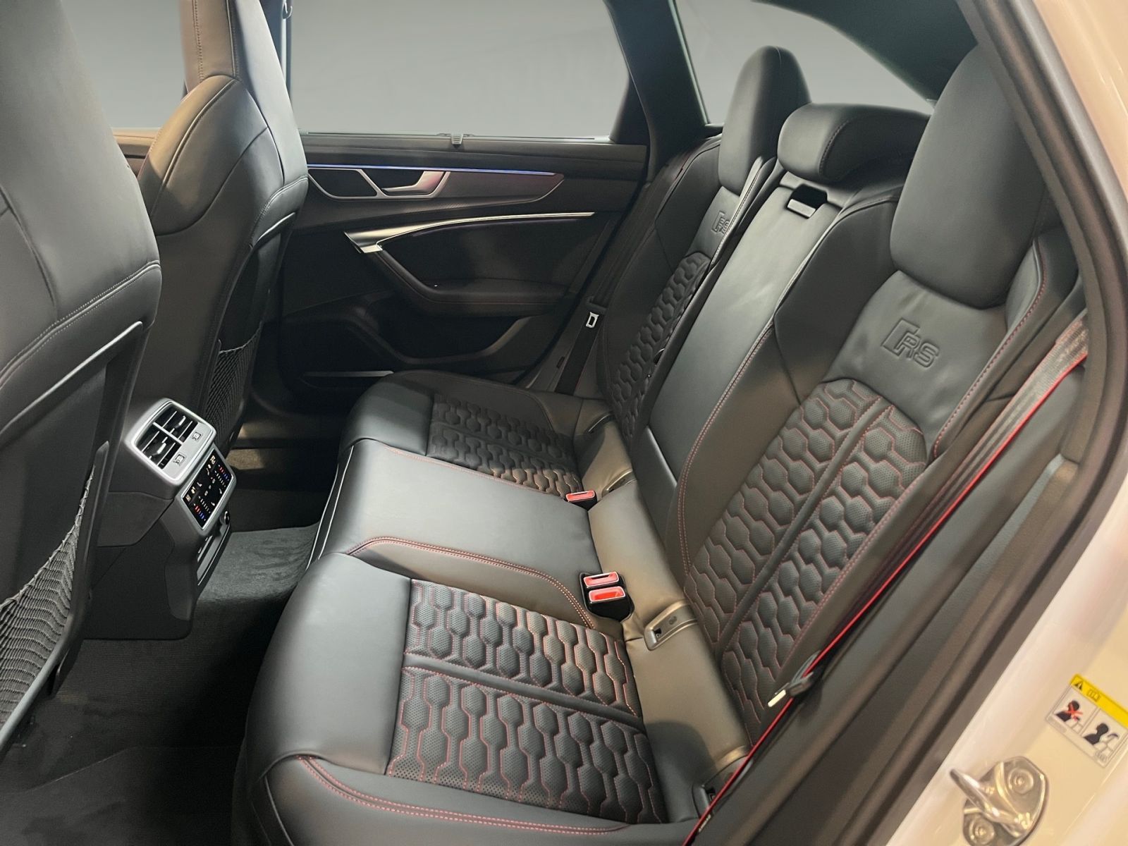 Audi RS 6 Avant 441(600) kW(PS) tiptronic*Pano*HUD*36