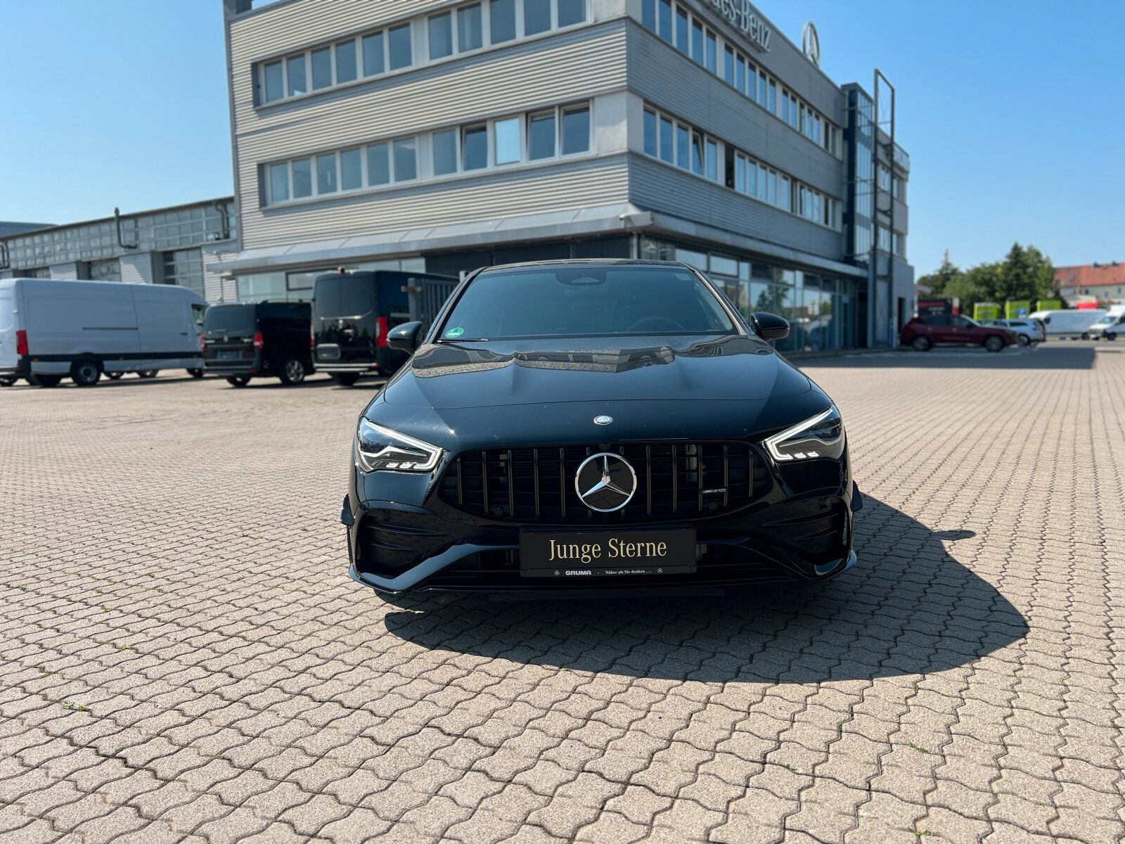 Mercedes-Benz Mercedes-AMG CLA 35 4M SB - Samsaru's Car Outlet