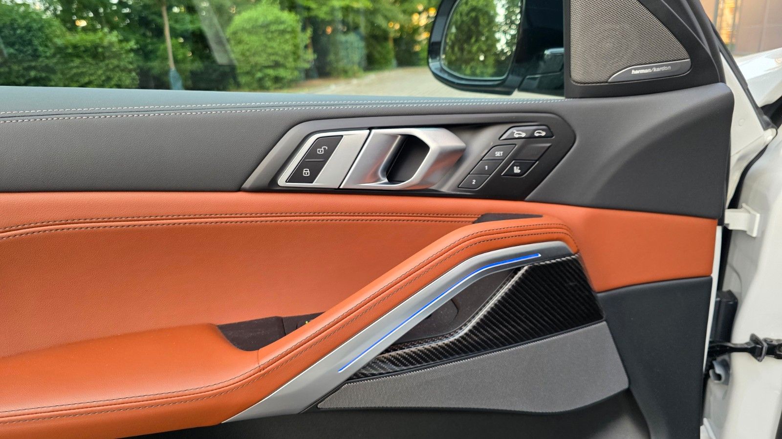 BMW X6 30d M - Samsaru's Car Outlet