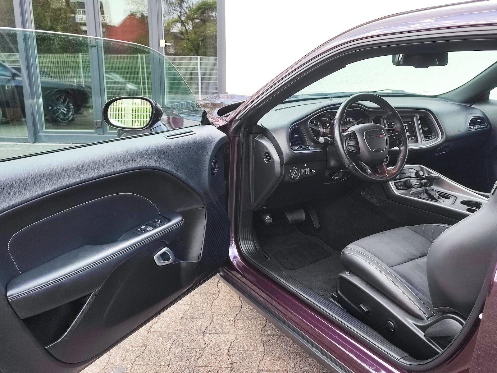 Dodge Challenger R/T Blacktop 345 V8 HEMI
