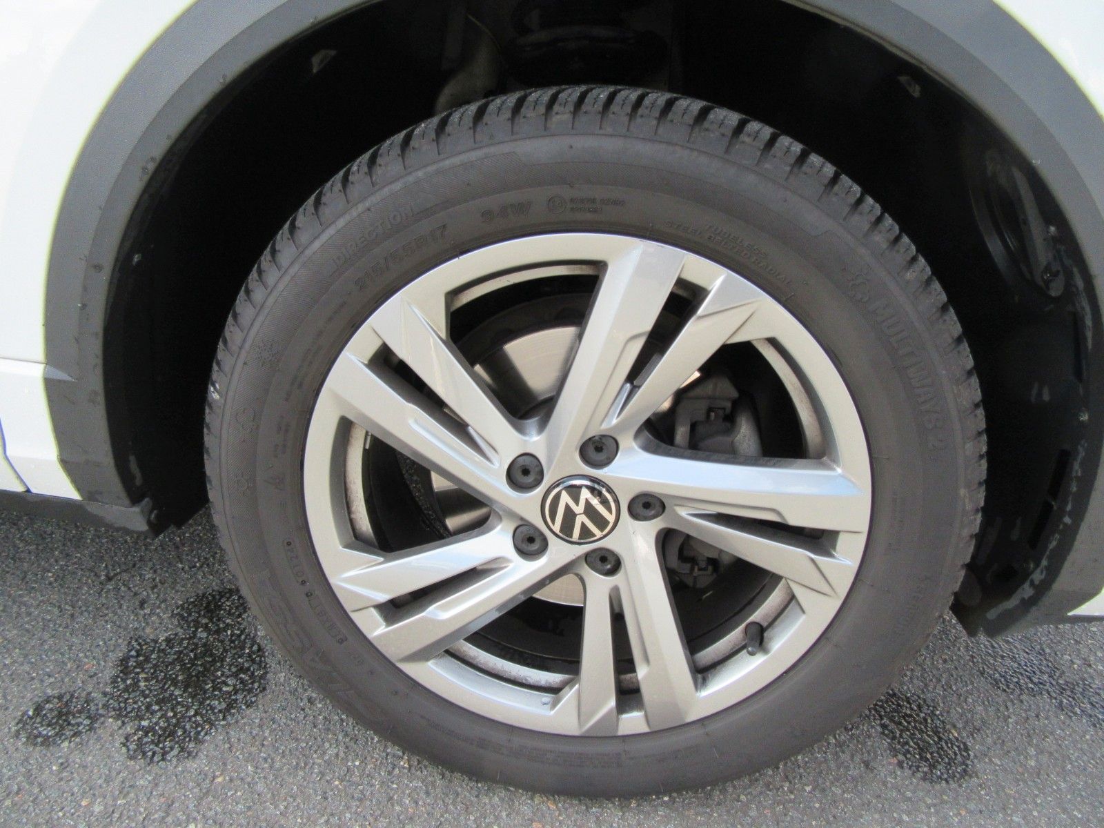 Volkswagen T-Roc R-Line - Samsaru's Car Outlet