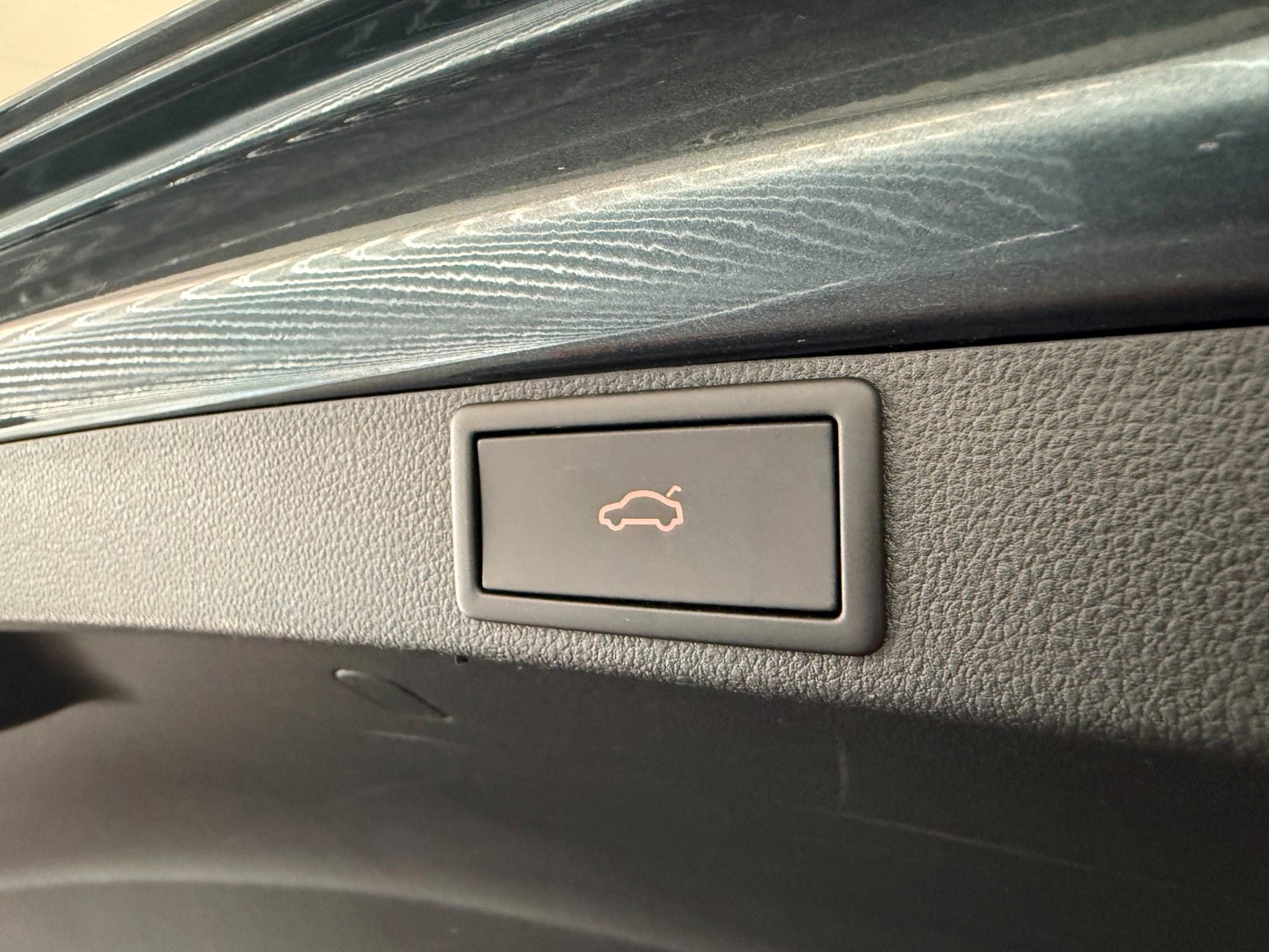 Skoda Octavia Combi First Edition iV - Samsaru's Car Outlet