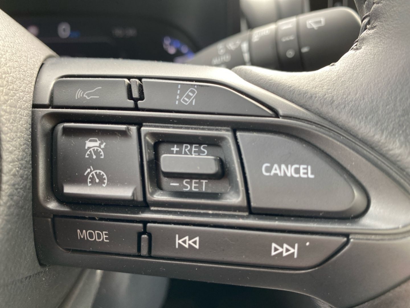 Toyota Yaris Cross Hybrid 1.5 Team D *Matrix*CAM*SHZ*PD