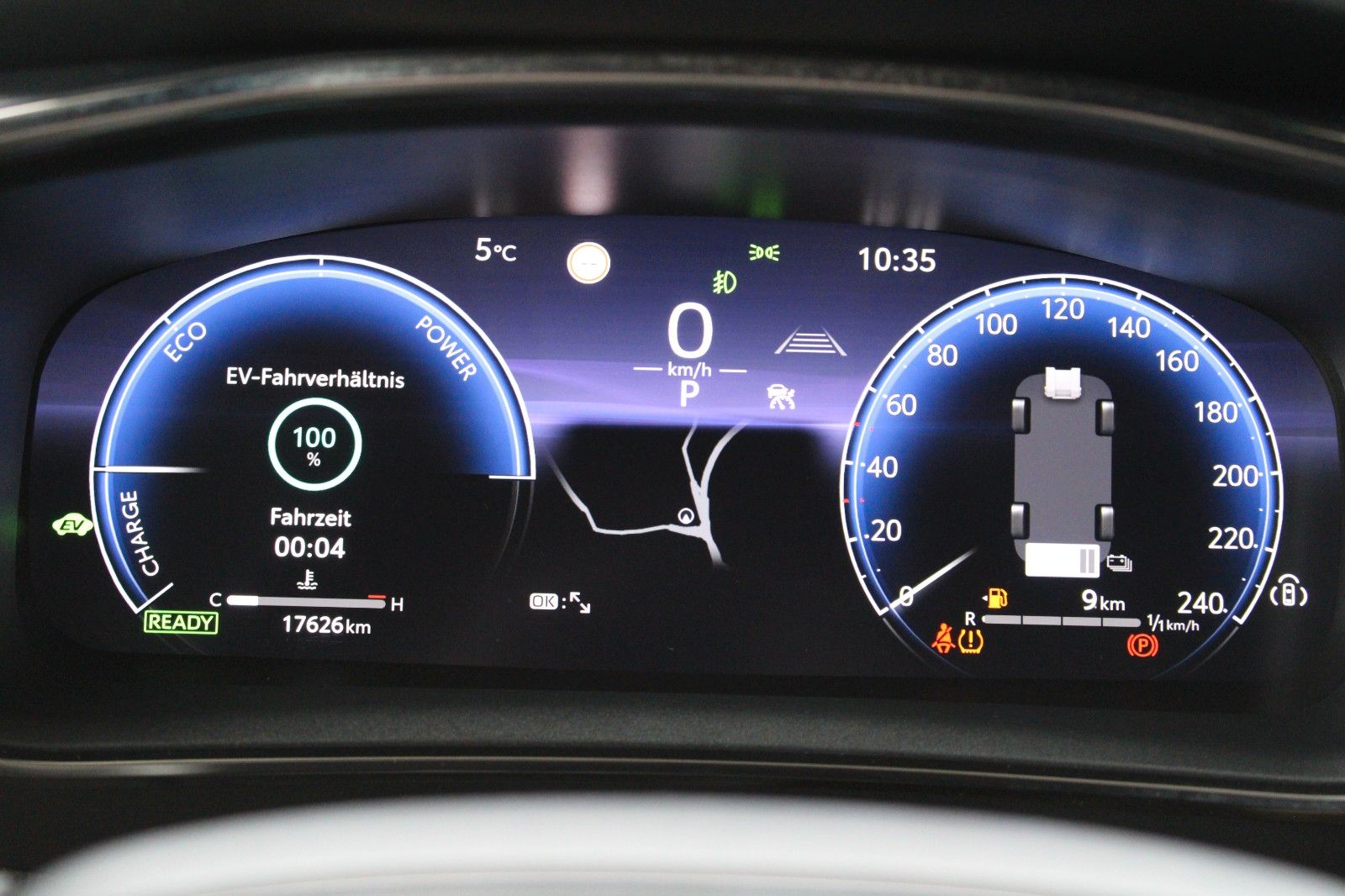 Toyota Corolla 2.0 Hybrid Lounge - Samsaru's Car Outlet