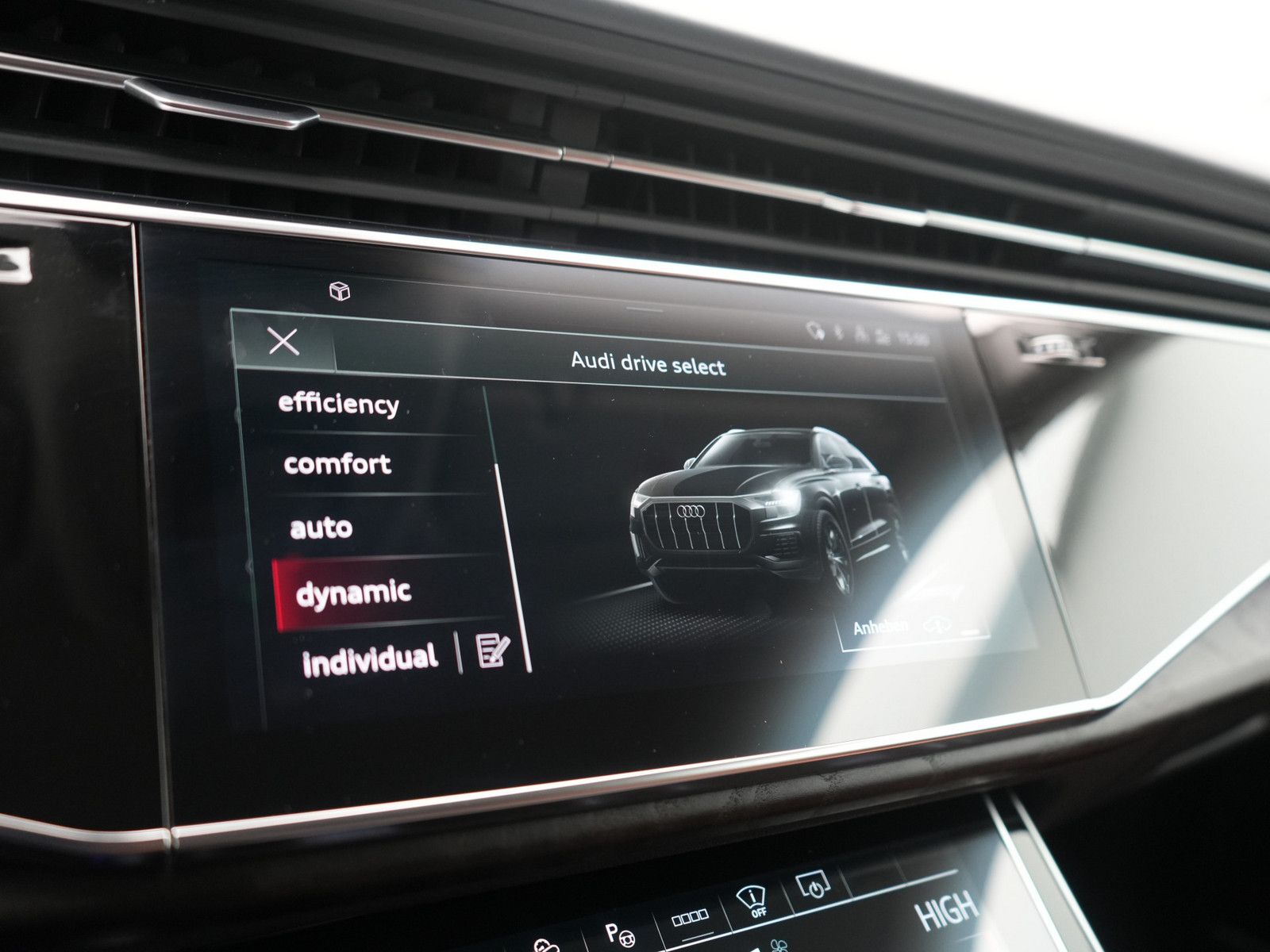 Audi Q8 e quattro S line MASSAGE B&O LUFT AHK LEDER