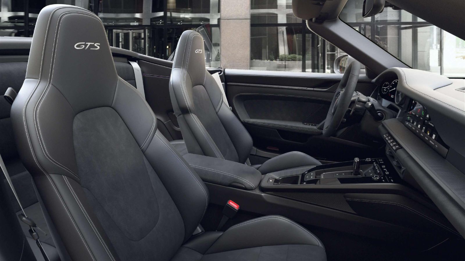 Porsche 992 Carrera 4 GTS Cab. Lift Inno Matrix Bose 18-