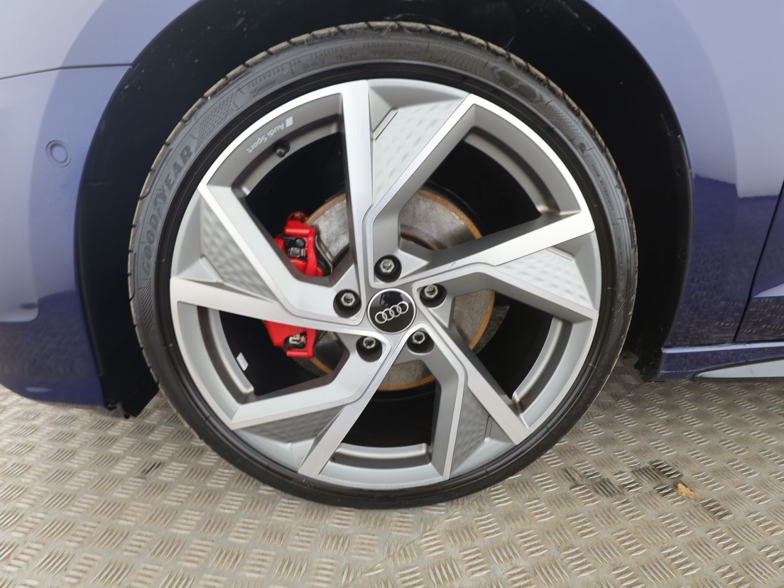 Audi A3 Limousine 40 TDI quattro S line LED+RFK+B&O+S
