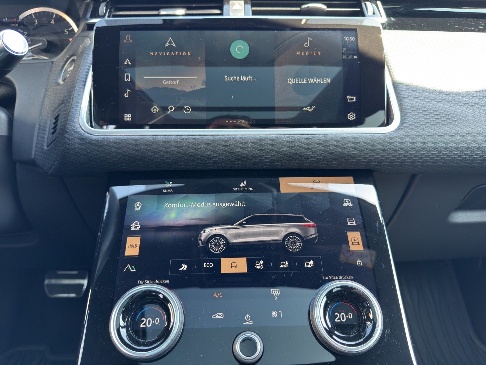 Range Rover Velar P250 R-Dynamic SE - Samsaru's Car Outlet