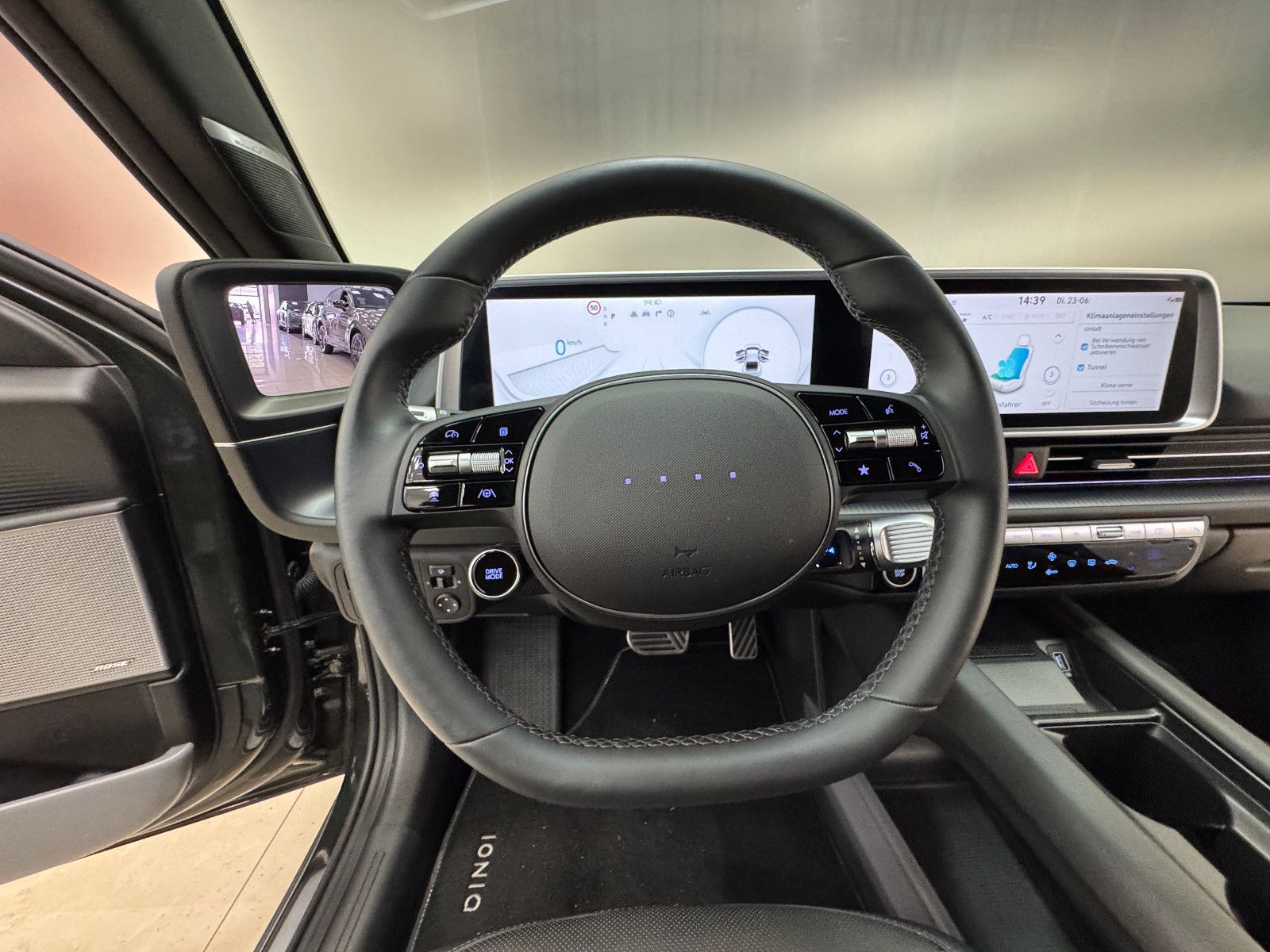 Hyundai IONIQ 6 77,4kWh 325ps 4WD Uniq 360°K/BOSE/DIGI