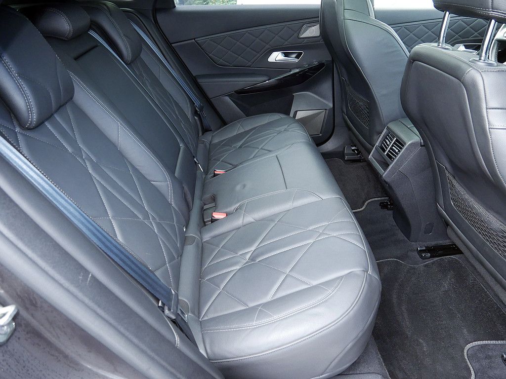 DS Automobiles DS 7 Crossback E-Tense Rivoli 4x4 ACC LED PANO