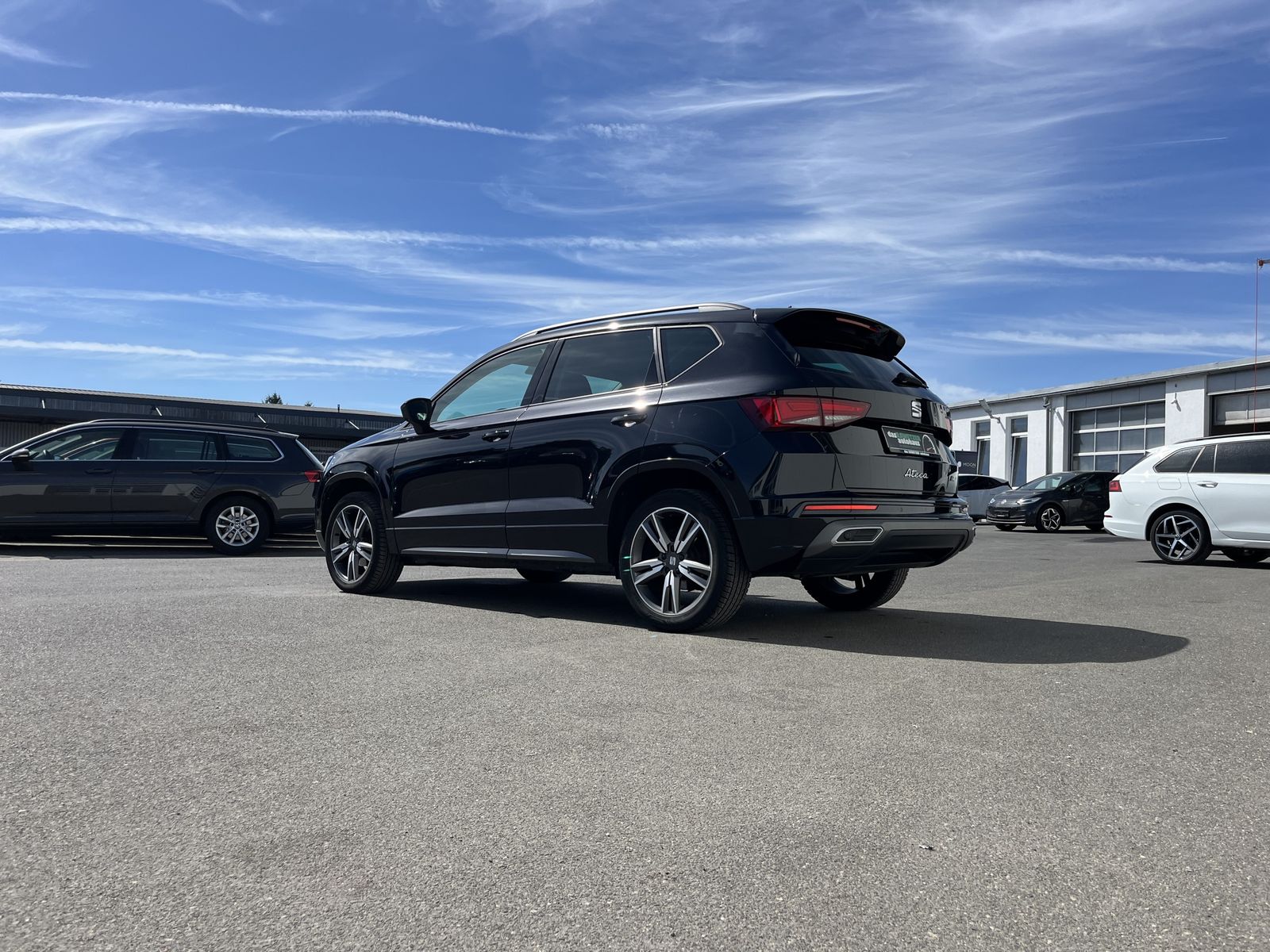 Seat Ateca 1.5 TSI DSG FR AHK 18" NaviPlus 360-RFK Be