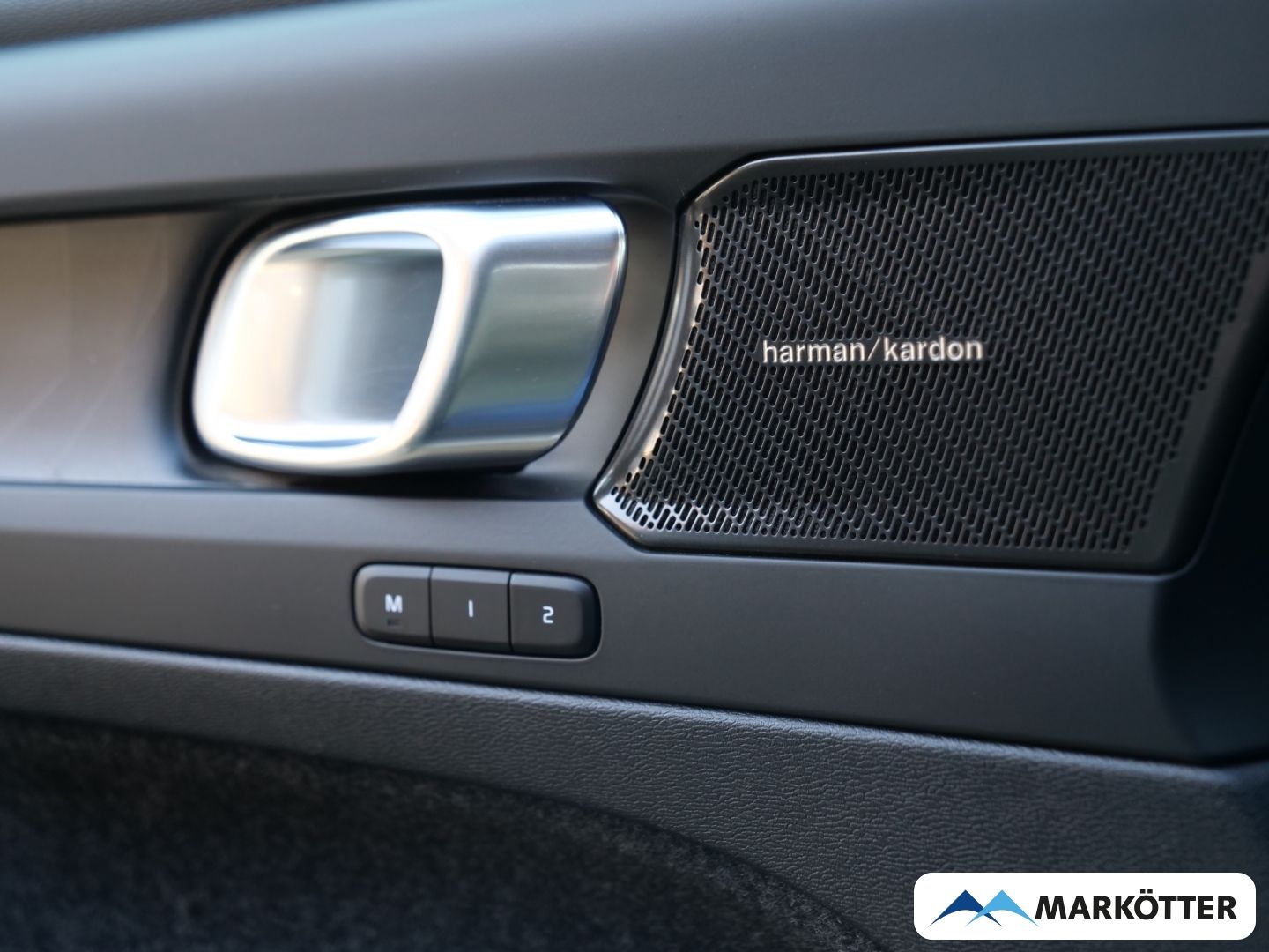 Volvo XC40 Recharge ULTIMATE Single Motor Pano/Wärmepu