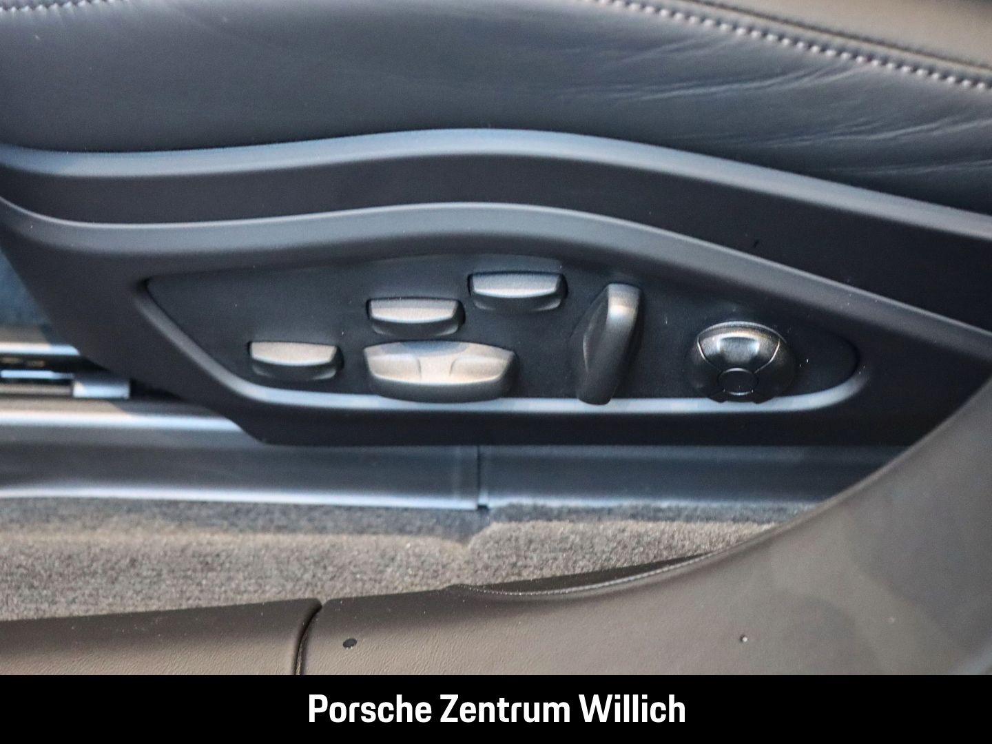 Porsche Panamera GTS Sportabgas Head-Up InnoDrive BOSE