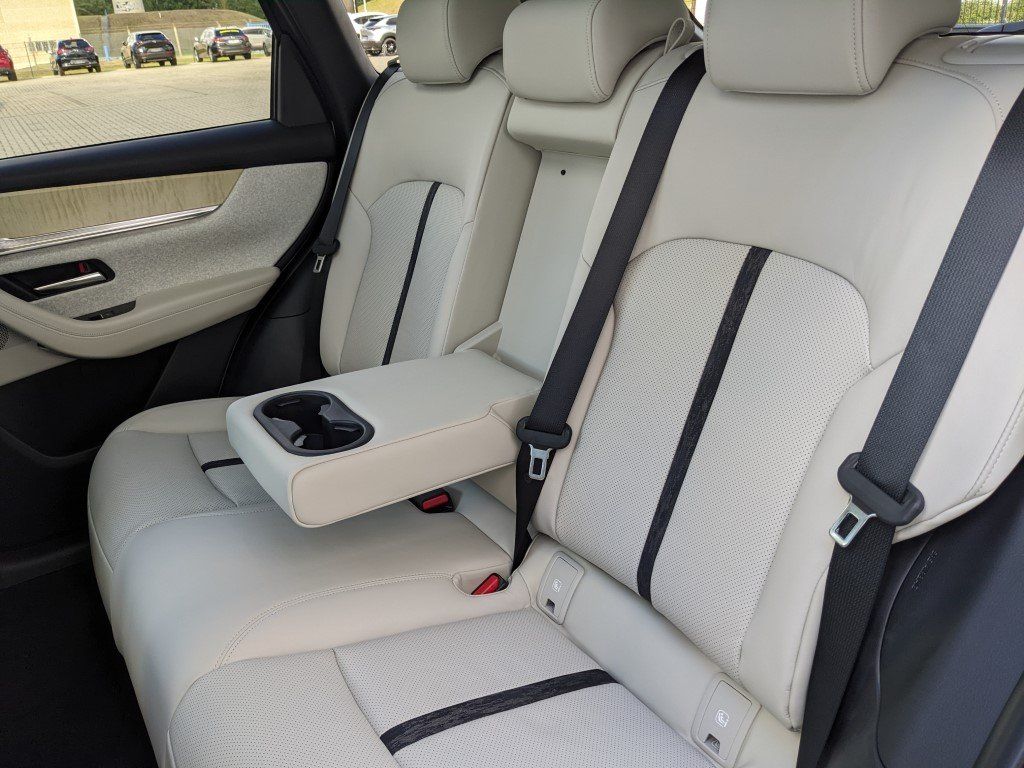 Mazda CX-60 2.5l PHEV Takumi AHK alle Pakete Pano 1.Ha