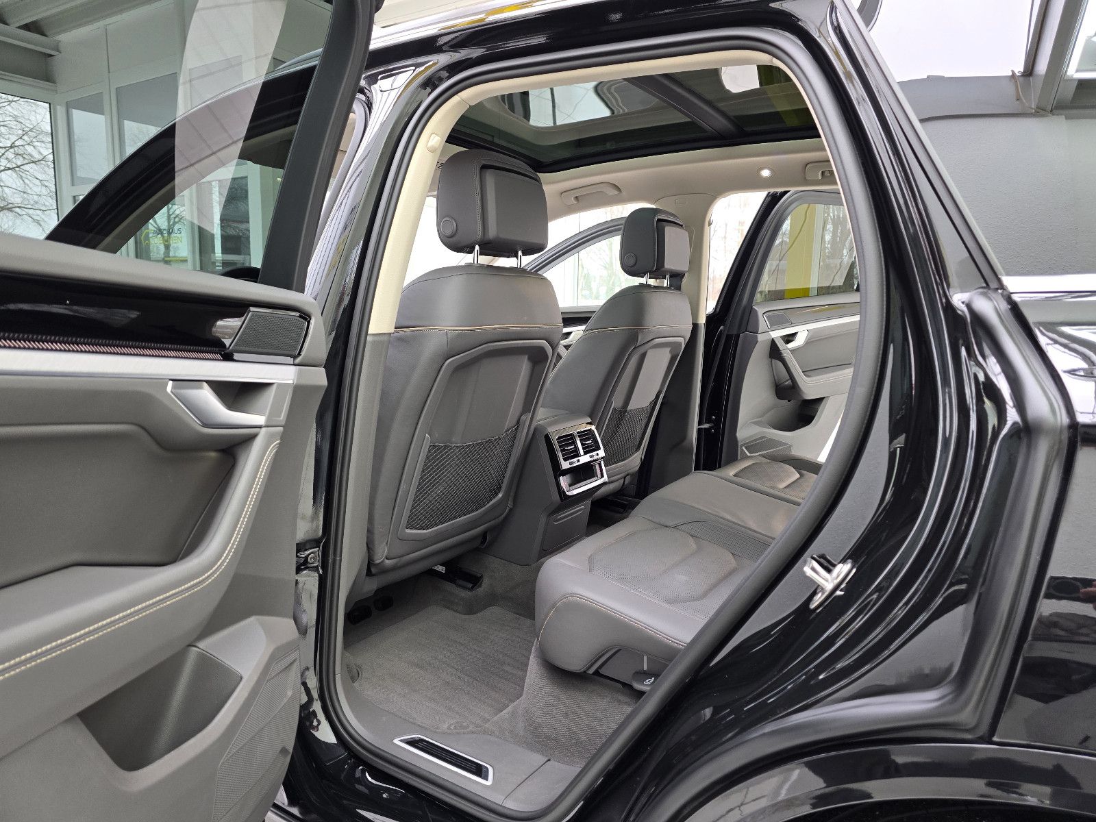Volkswagen Touareg 4Motion R-Line Panorama Allradlenkung