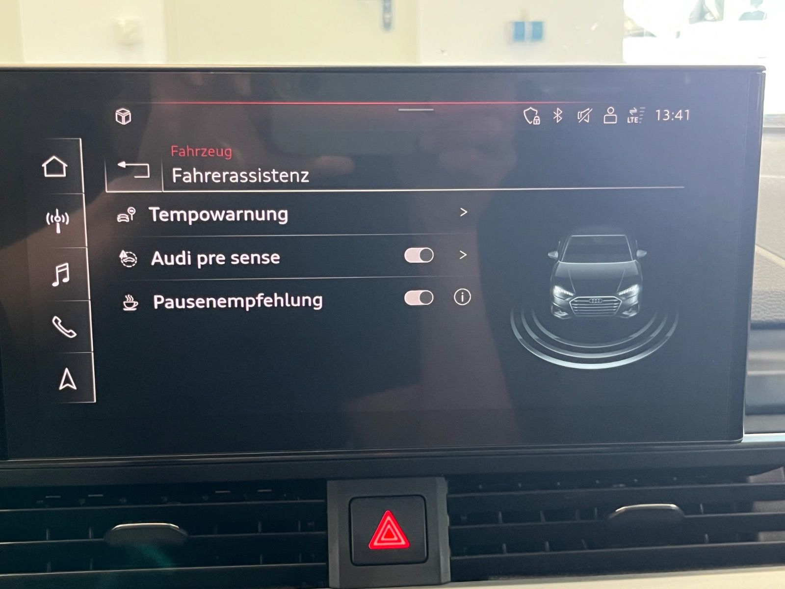 Audi A4 50 TDI quattro S-Line B&O*NAVI*LED*AHK*8-fach