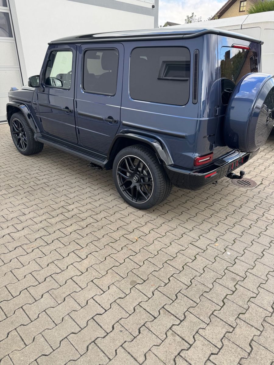 Mercedes-Benz G 63 AMG - Samsaru's Car Outlet