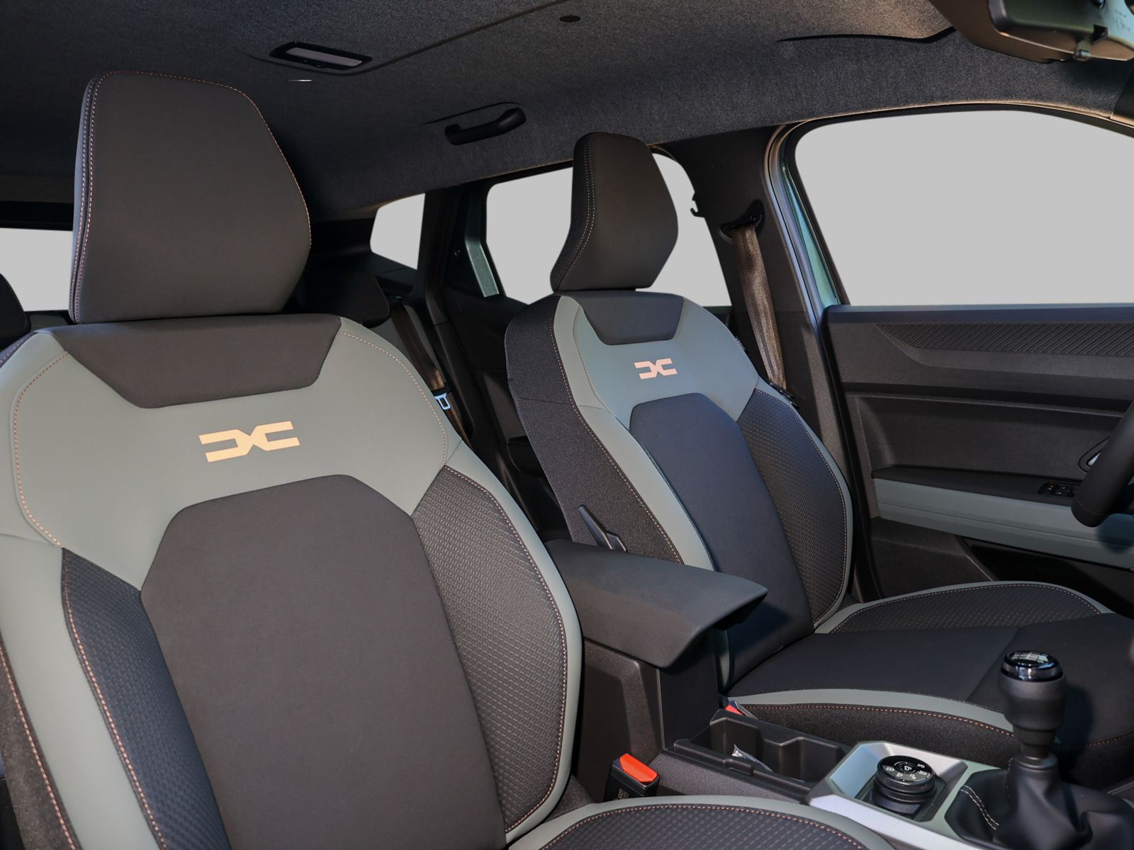 Dacia Duster FL24 Extreme TCe 130 4x4 - Samsaru's Car Outlet