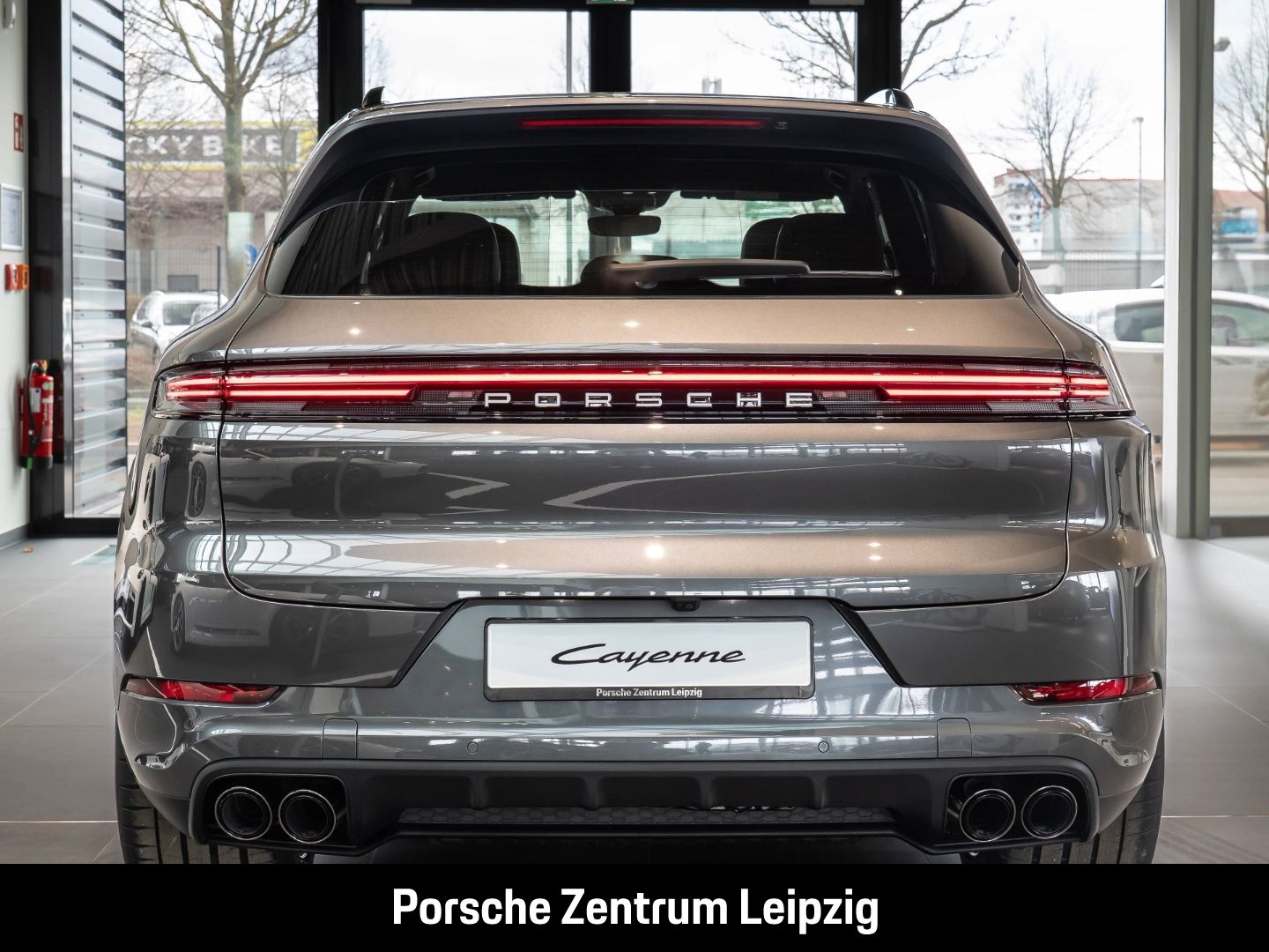 Porsche Cayenne SportDesign 22Zoll Massage AHK HD-Matrix