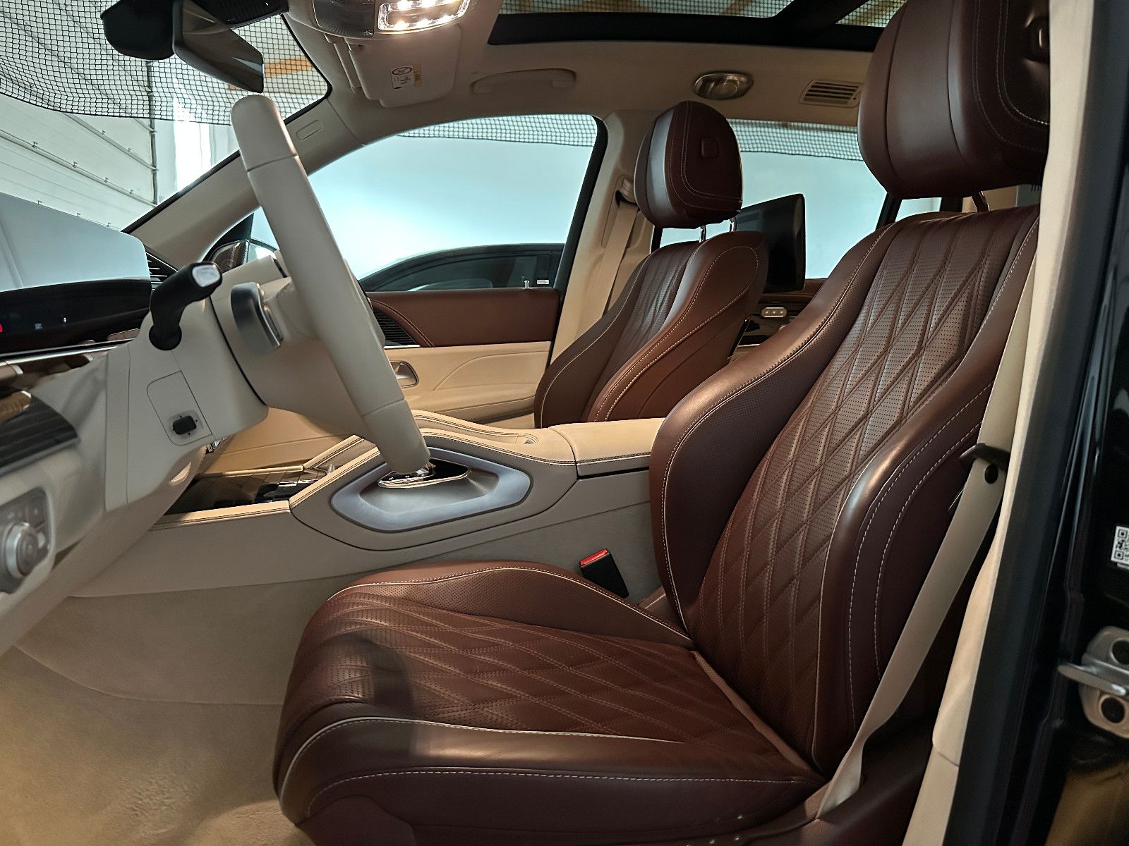 Mercedes-Benz GLS 600 Maybach - Samsaru's Car Outlet