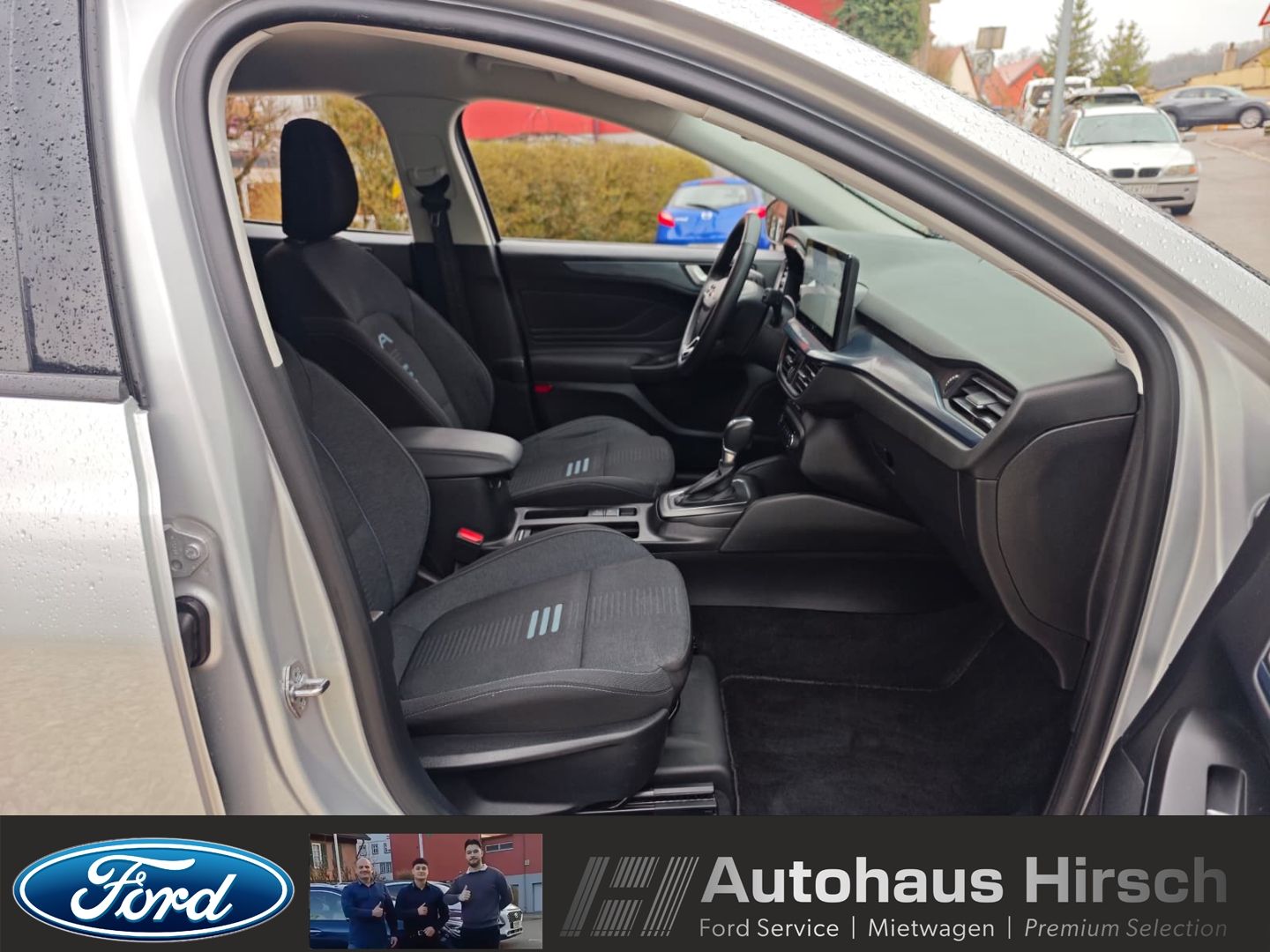 Ford Focus Turnier Active Navi LED ACC Apple CarPlay