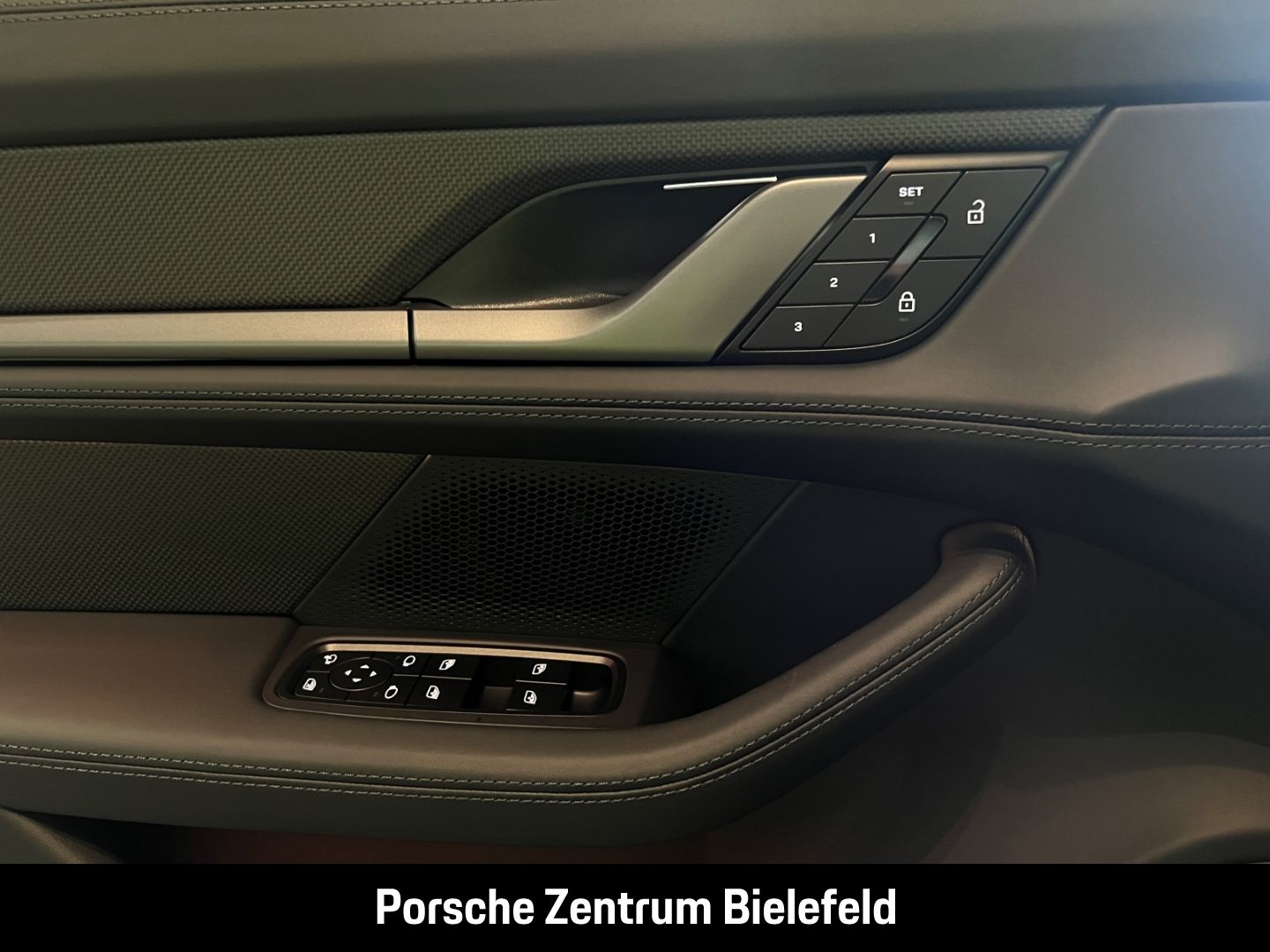 Porsche Taycan 4 Cross Turismo BOSE Performancebatterie+