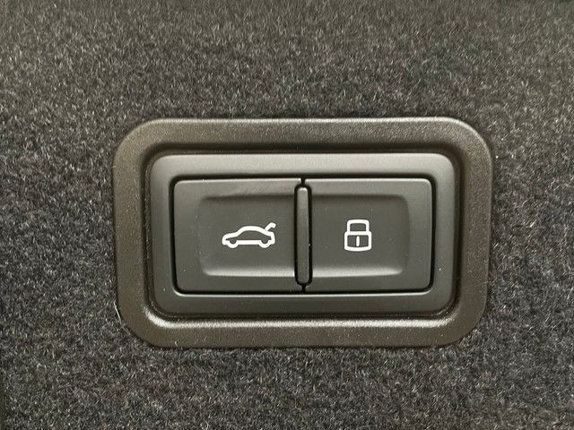 Audi A8 50 TDI quattro - Samsaru's Car Outlet